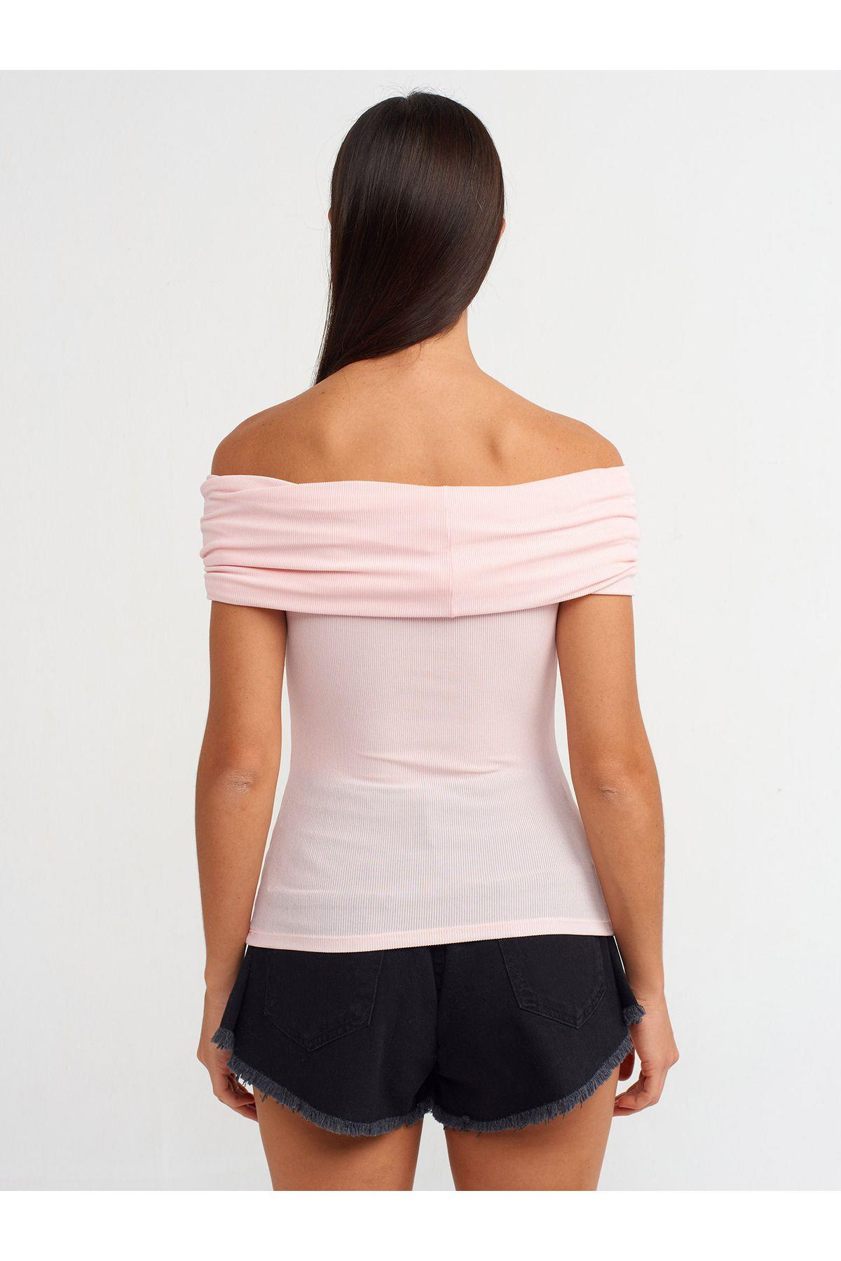 30851-omuzlari-dusuk-bluz-acik-pembe--2a4d-.jpg