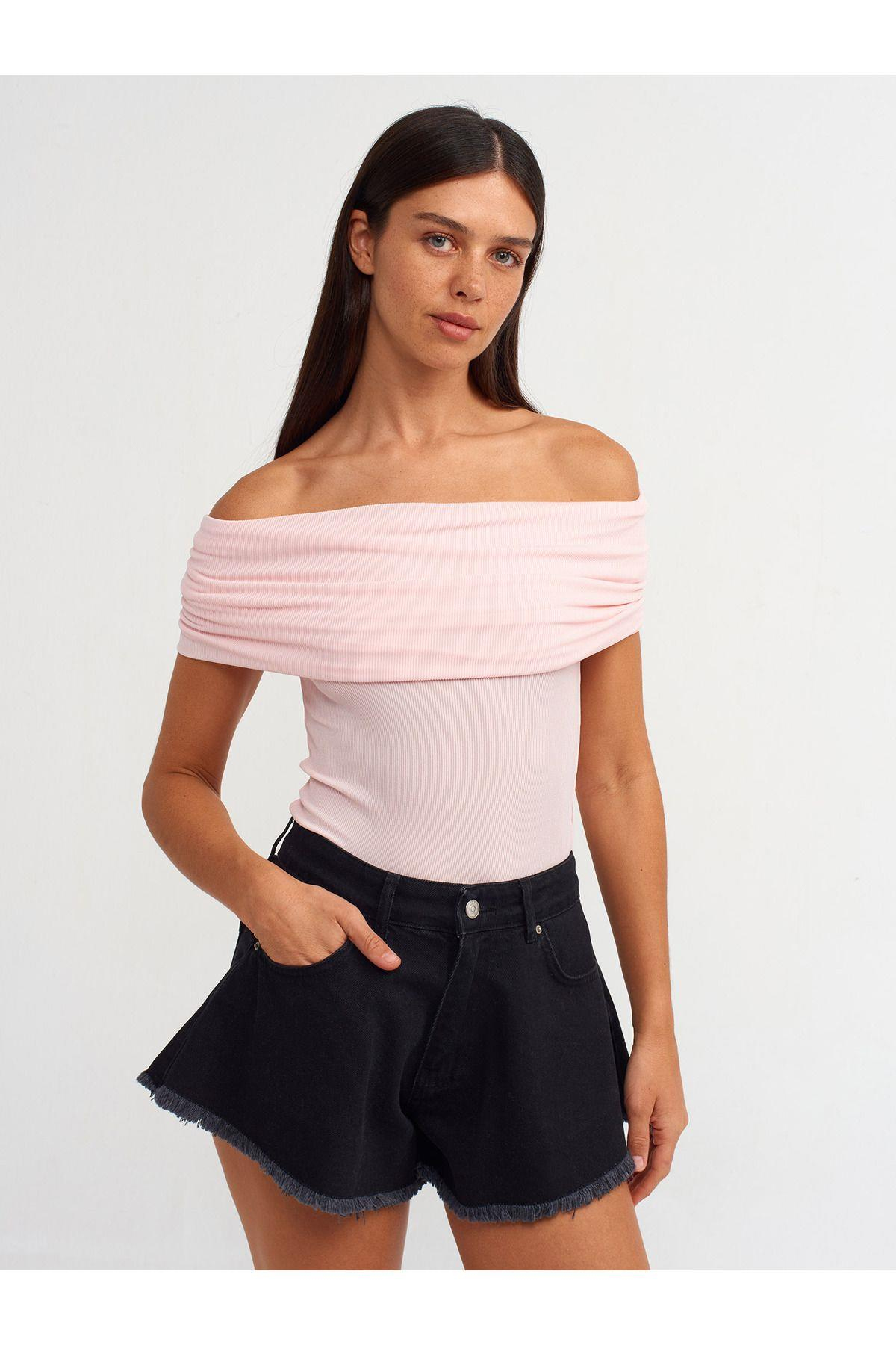 30851-omuzlari-dusuk-bluz-acik-pembe-a73f8a.jpg