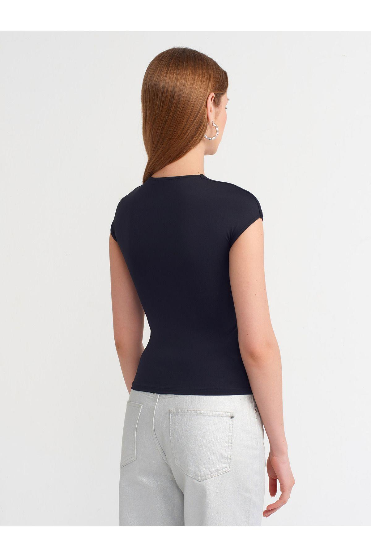 30856-poliamid-t-shirt-siyah-9a01-3.jpg