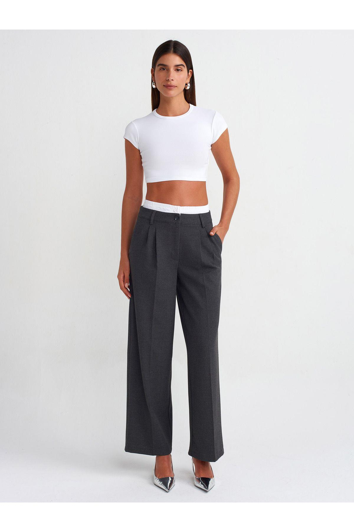 30936-vucuda-oturan-crop-top-beyaz-fc5-96.jpg
