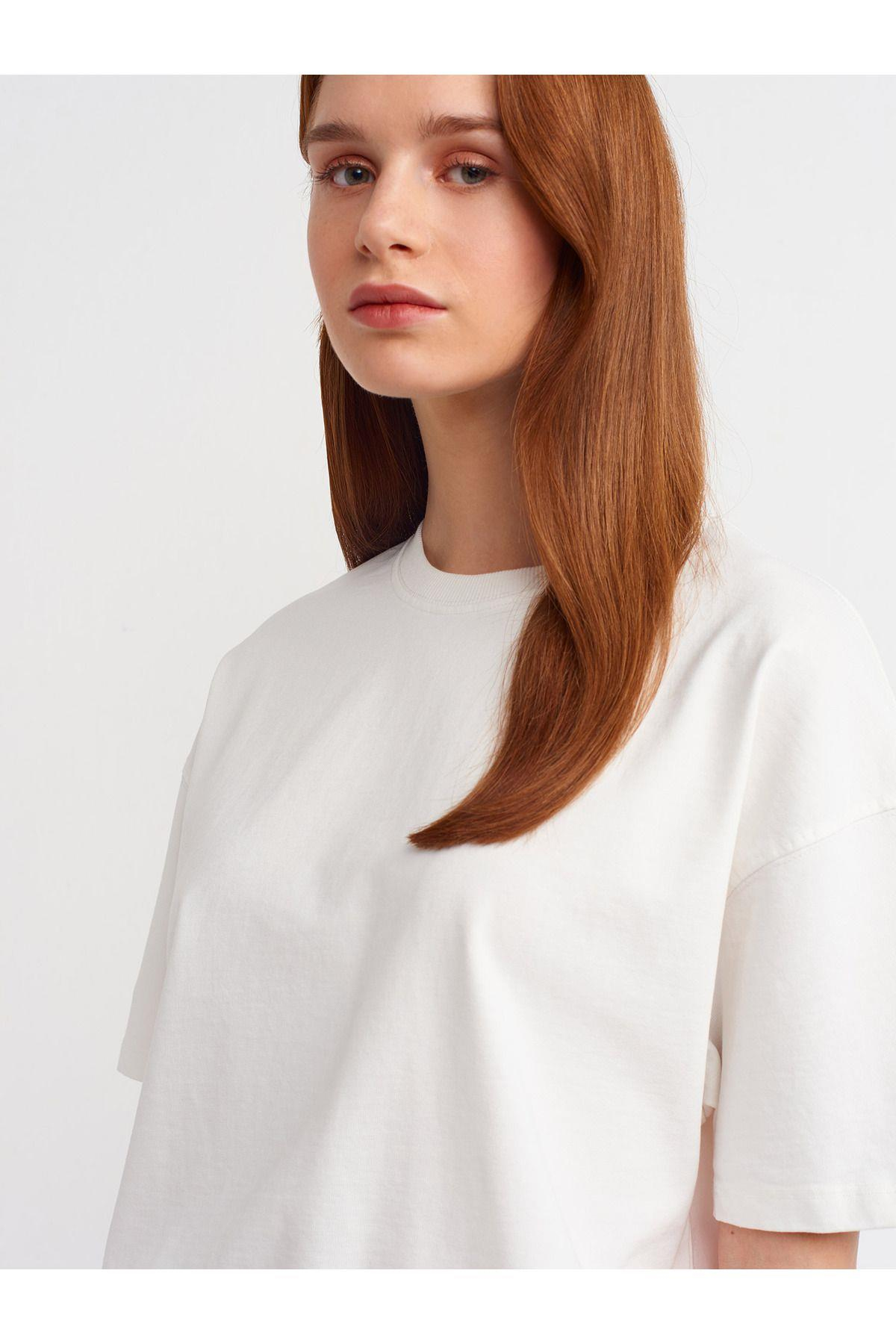 31017-kisa-kollu-pamuklu-t-shirt-k-8-9d5e.jpg