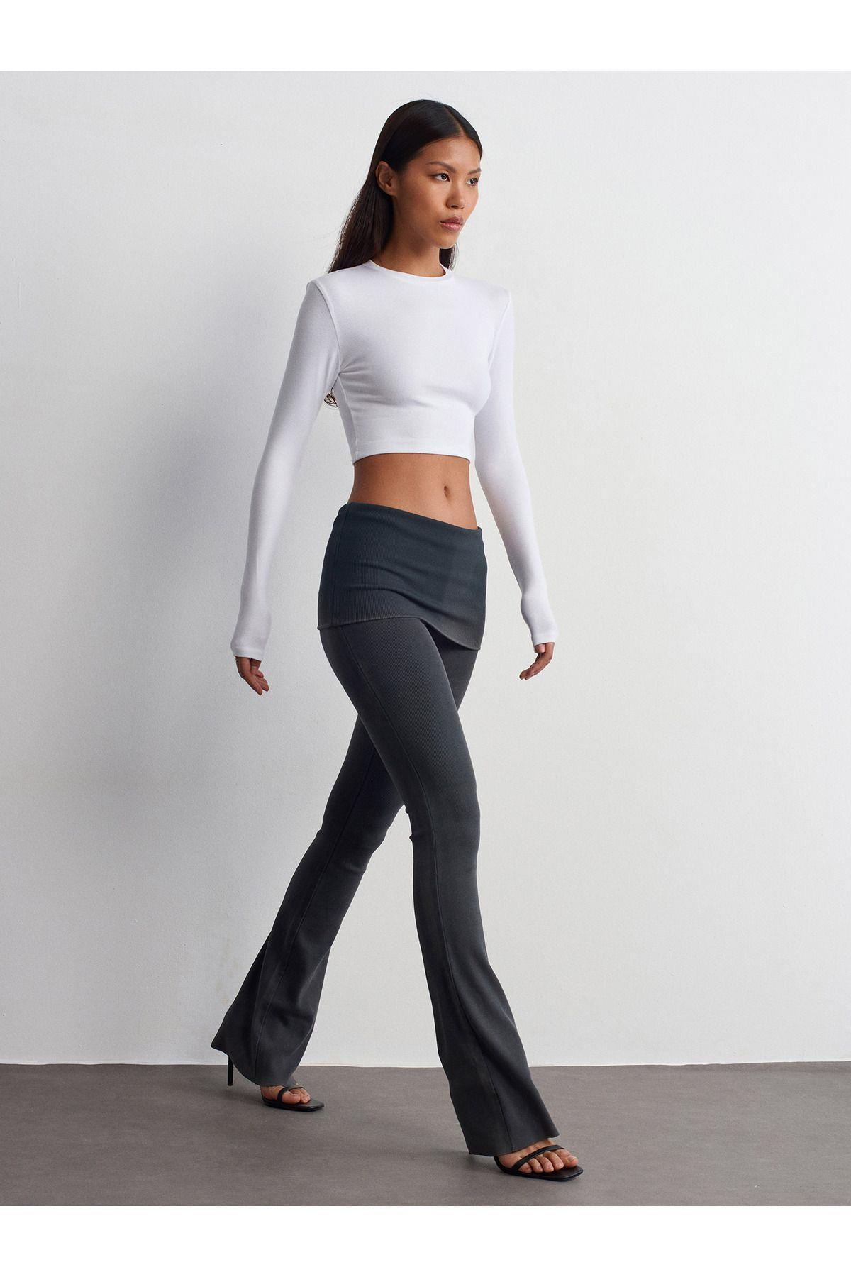 31236-uzun-kollu-crop-top-beyaz-5a000f.jpg