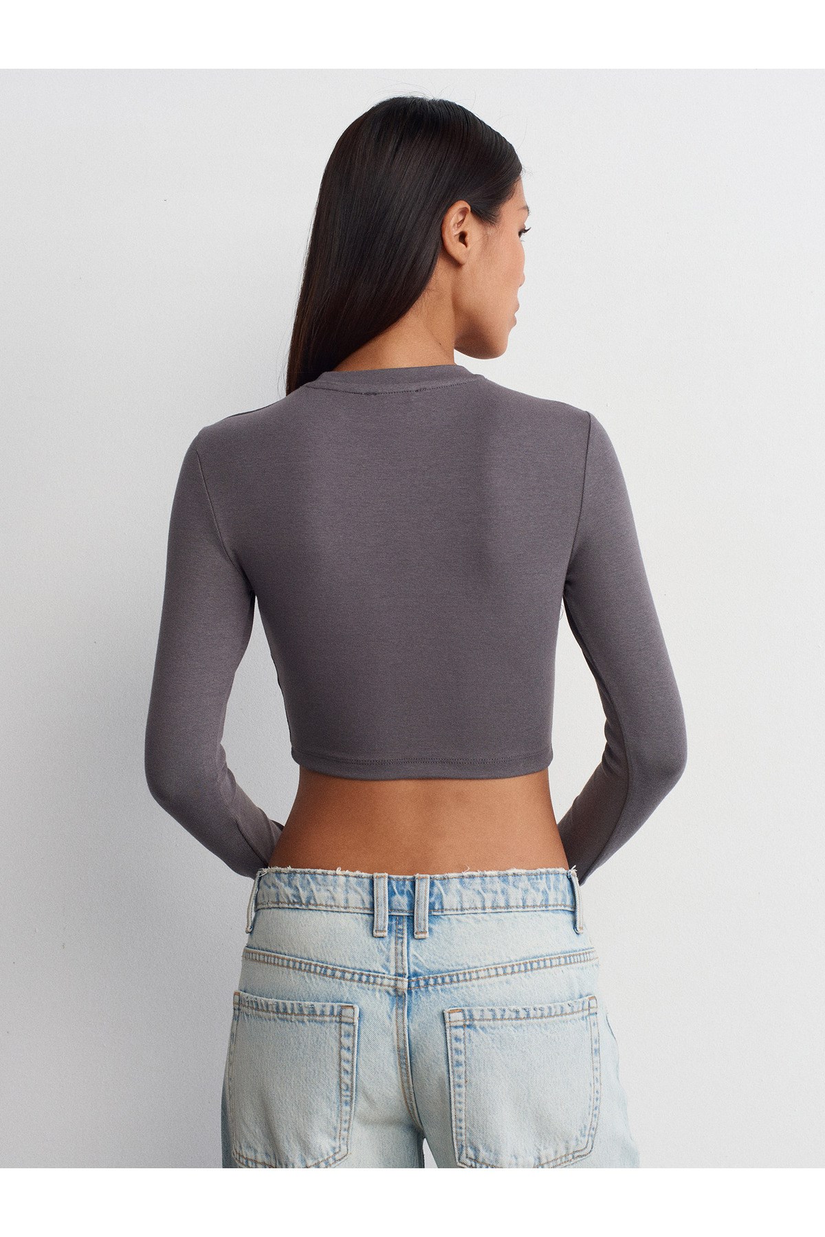 31236-uzun-kollu-crop-top-fume-6-8db3.jpg