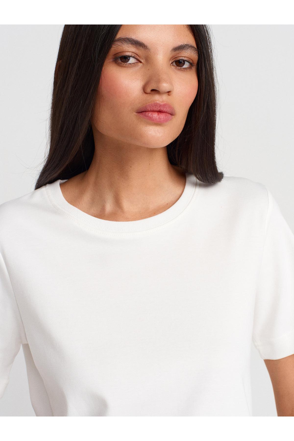 31763-100-pamuk-bisiklet-yaka-t-shirt--f0384-.jpg