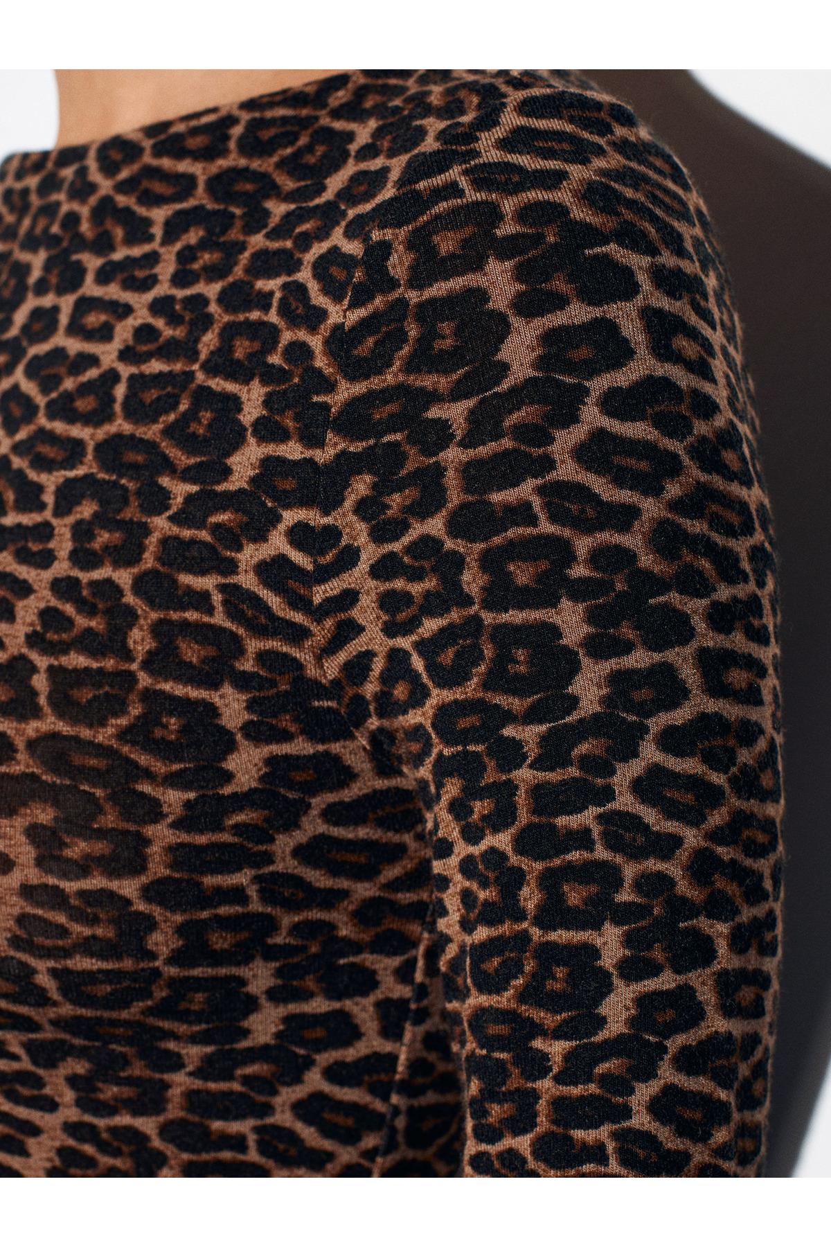 32206-leopar-desen-kayik-yaka-top-kahv-c1b-43.jpg
