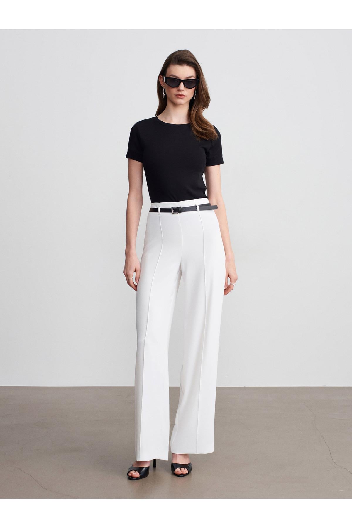 32637-bisiklet-yaka-t-shirt-siyah-4a31-8.jpg