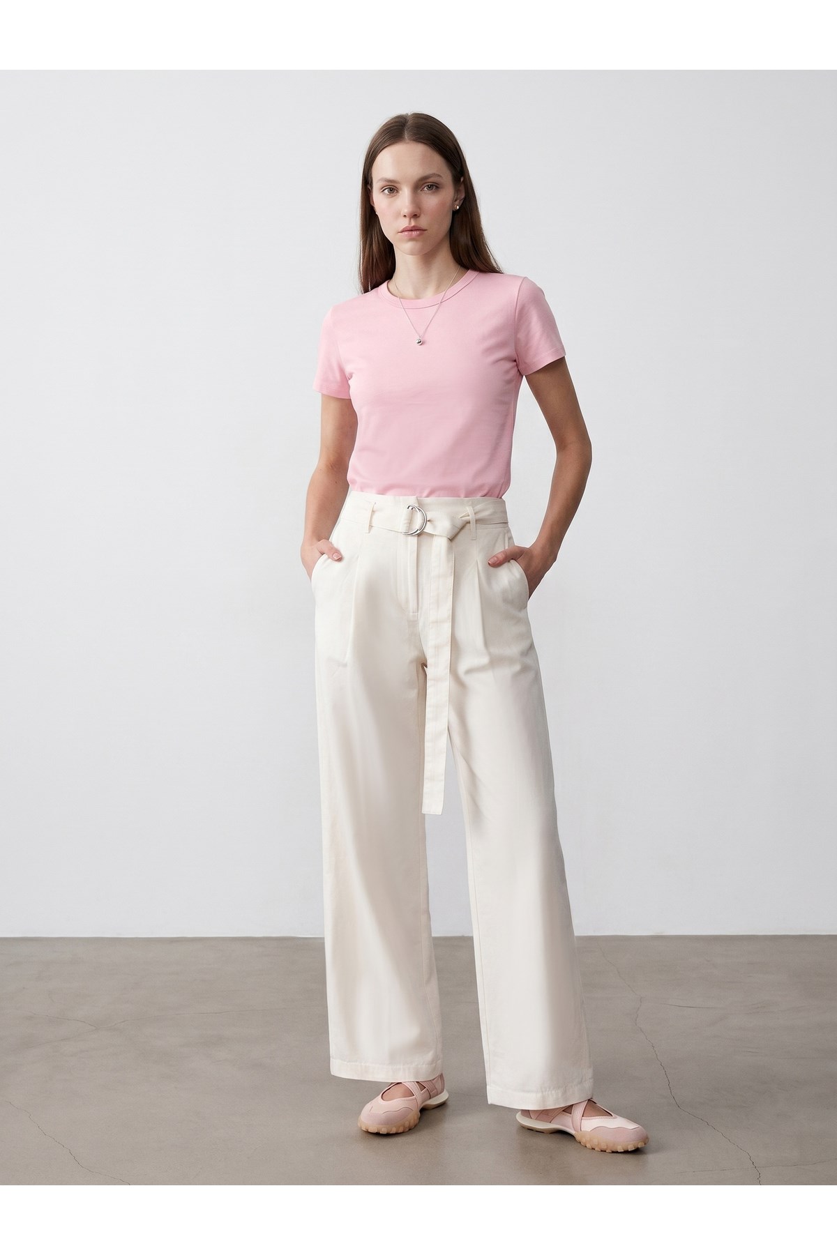 32779-bisiklet-yaka-t-shirt-toz-pembe-9-01d7.jpg