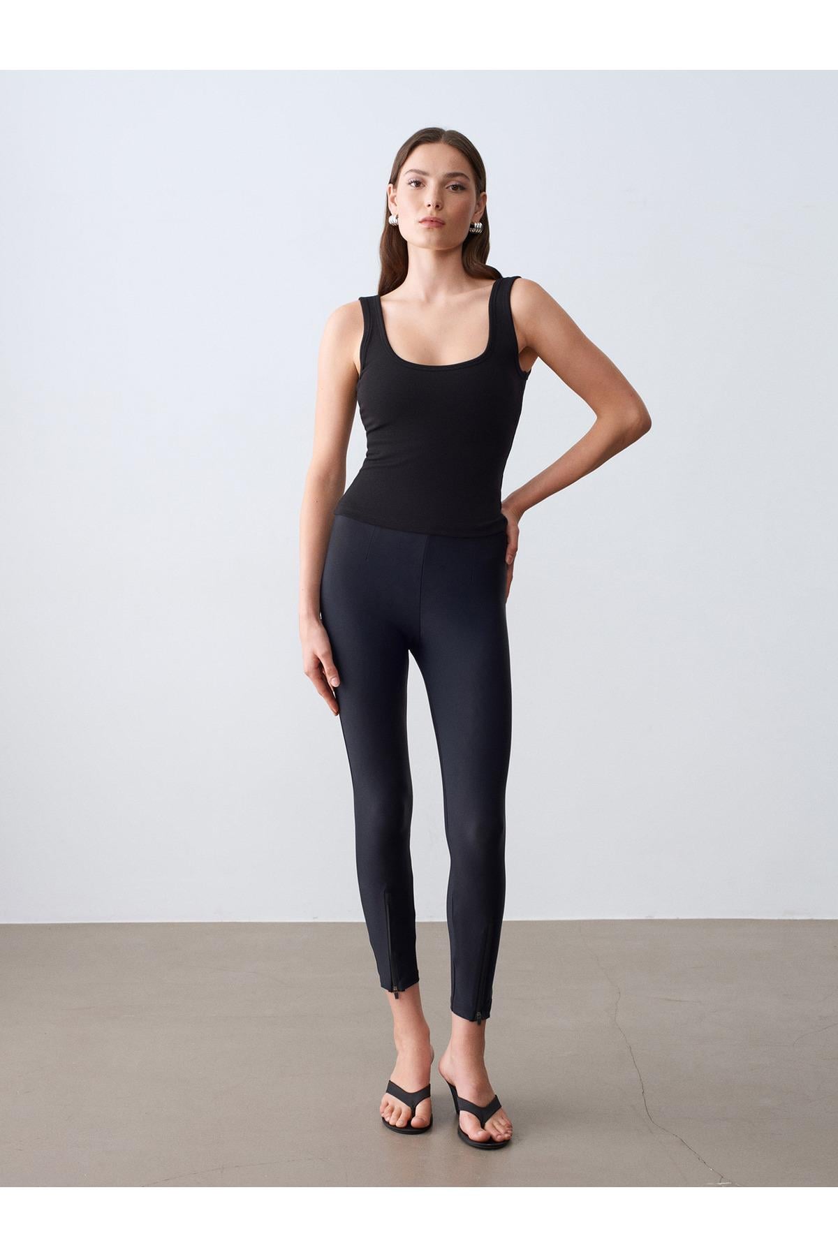 32807-bra-free-atlet-siyah-0a0cee.jpg