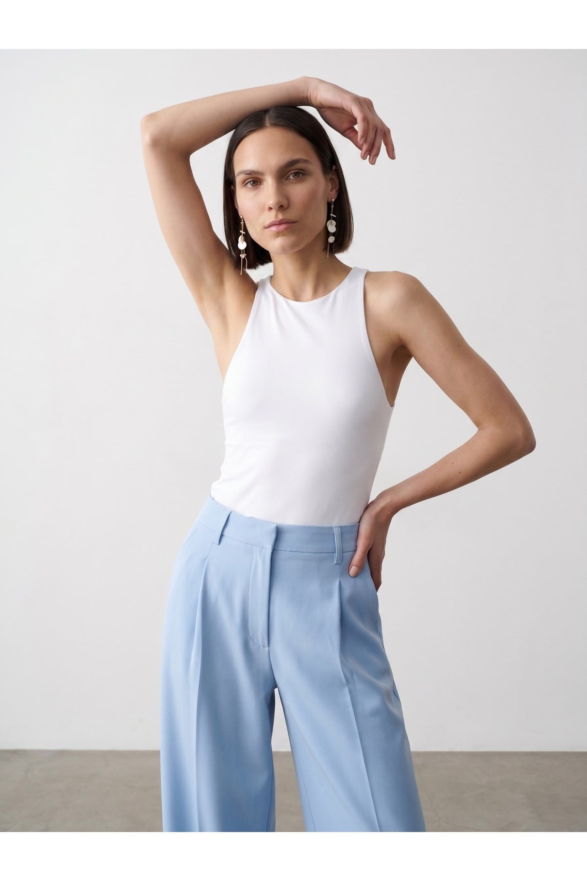 32836-halter-yaka-bodysuit-beyaz-c6c-4f.jpg