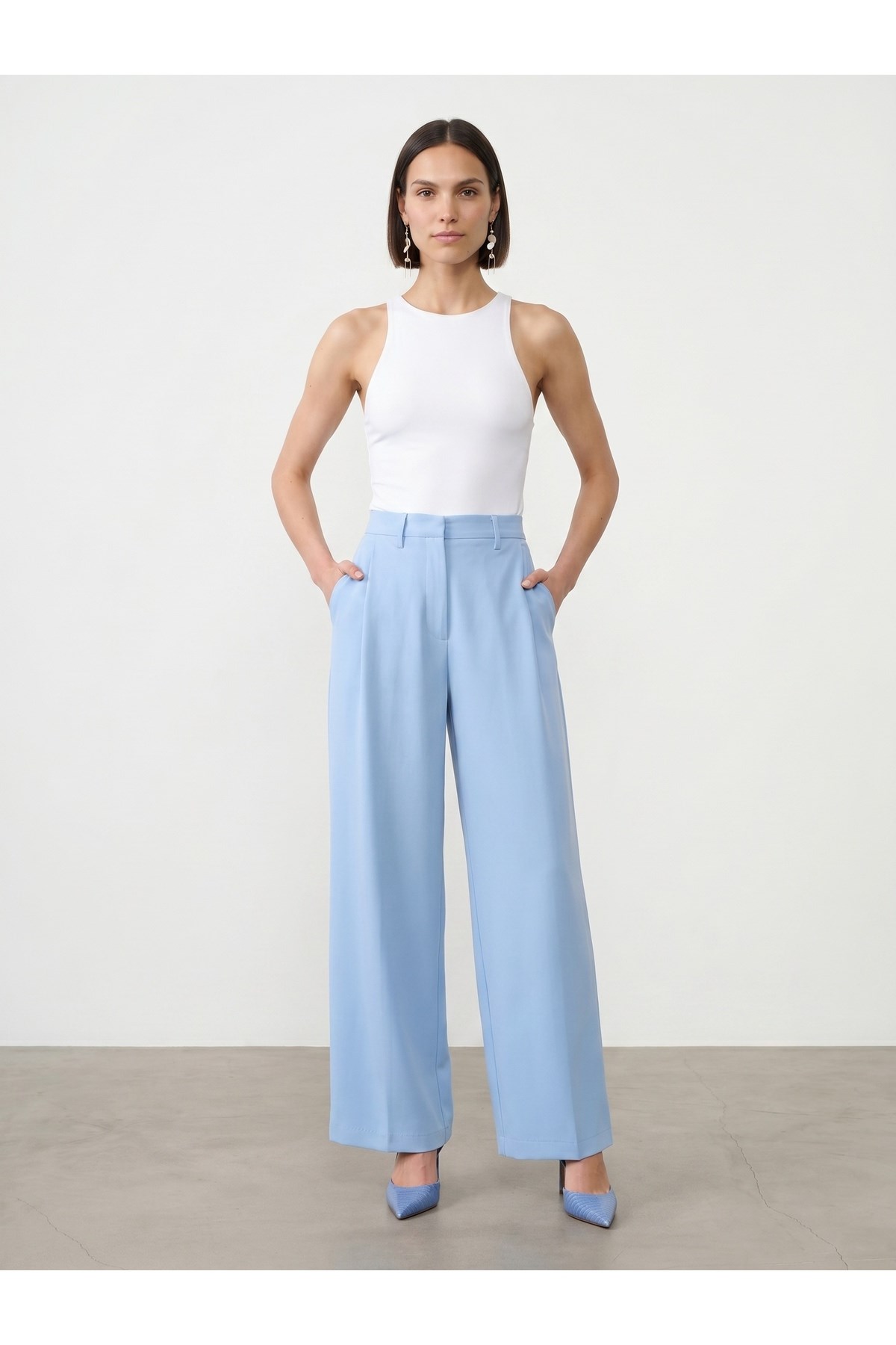 32836-halter-yaka-bodysuit-beyaz-ca2762.jpg