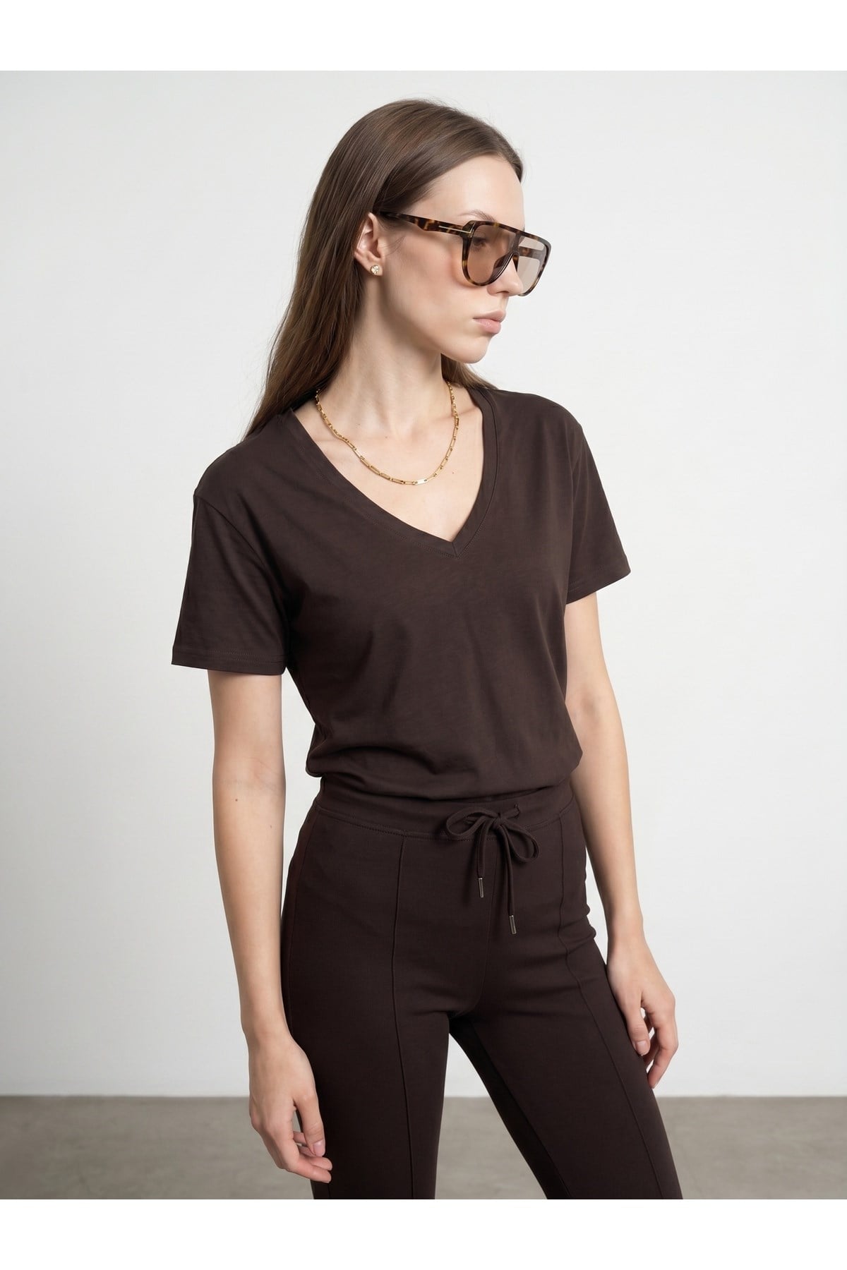 32847-lyocell-karisimli-v-yaka-t-shirt--8f0e-.jpg