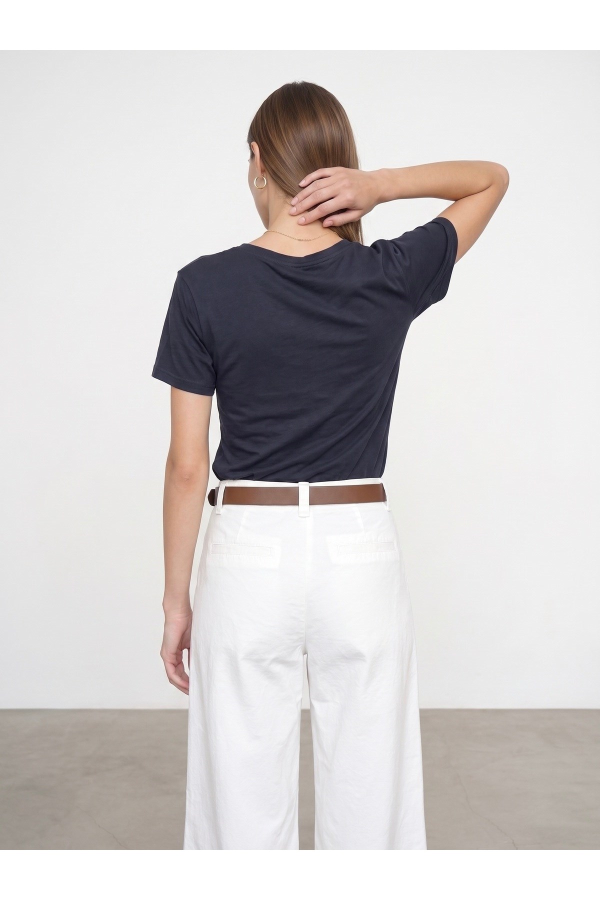 32847-lyocell-karisimli-v-yaka-t-shirt-1-41b0.jpg