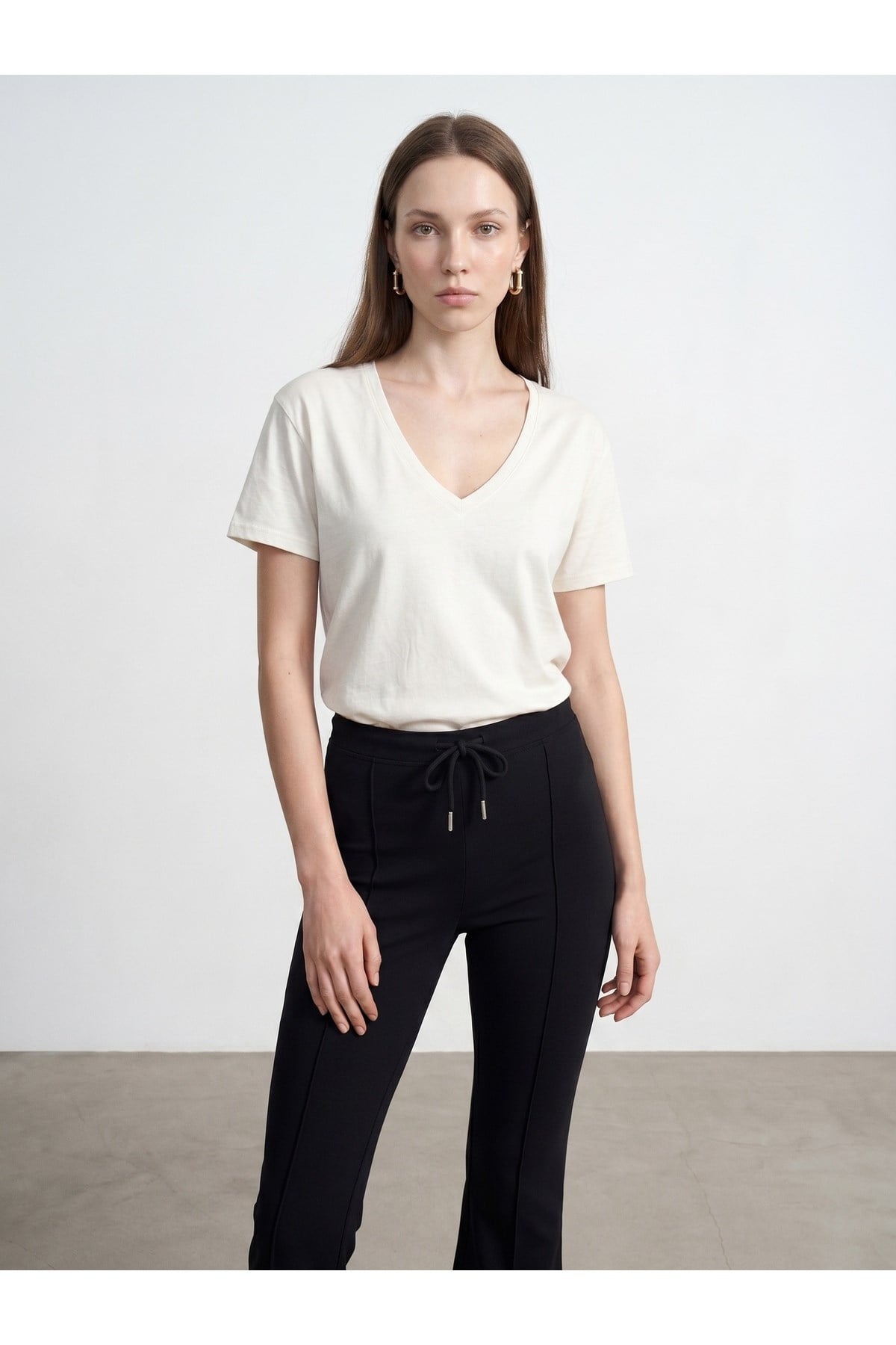 32847-lyocell-karisimli-v-yaka-t-shirt-71-497.jpg