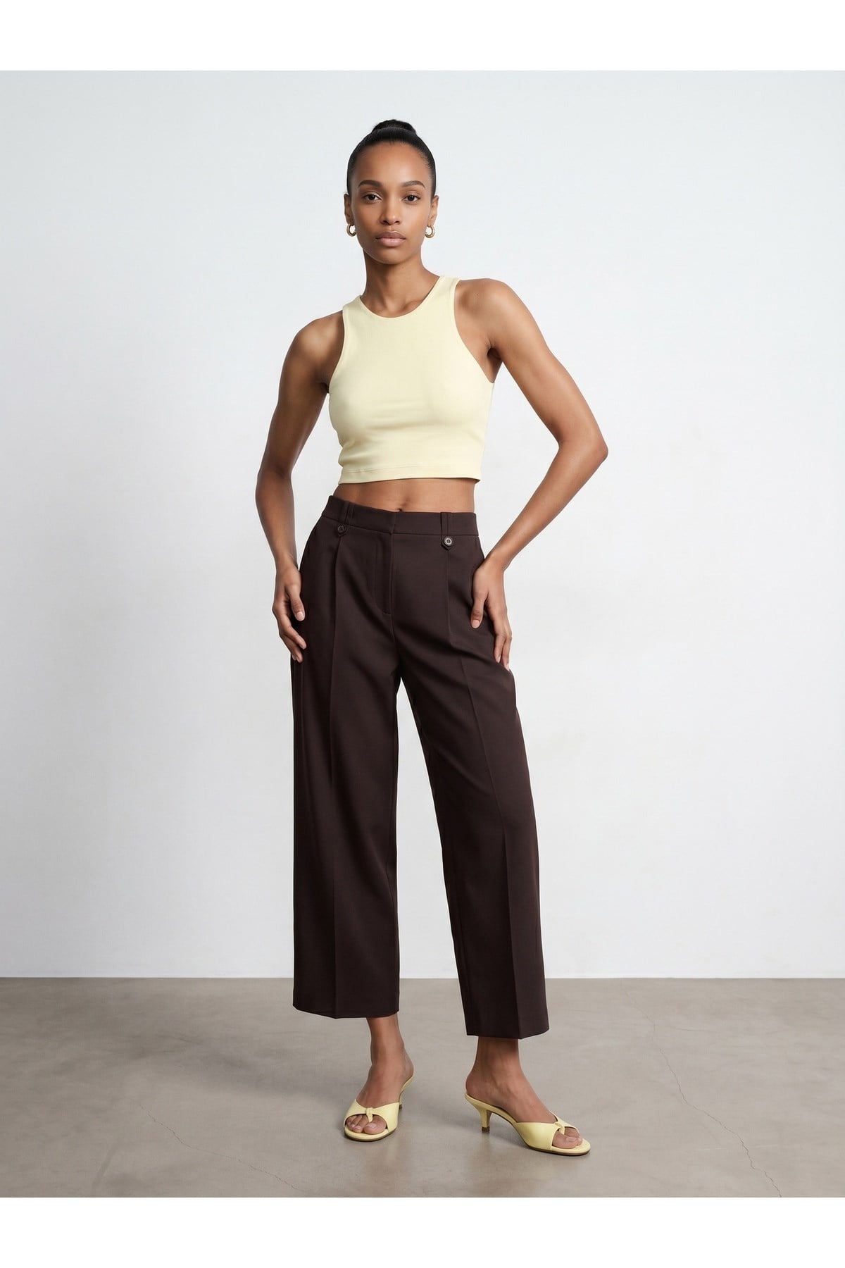 32941-lyocell-crop-top-acik-sari-a5e-4e.jpg