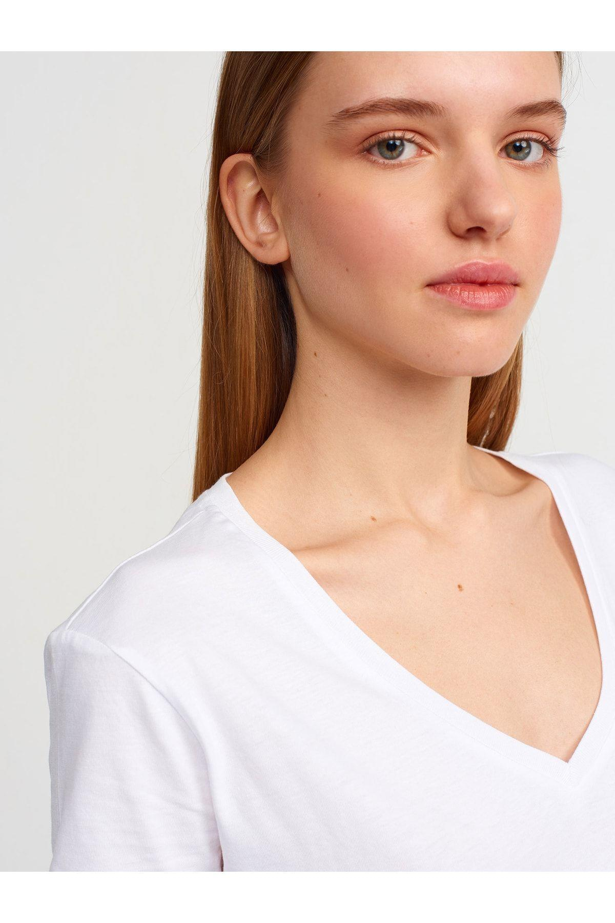 3470-v-yaka-basic-t-shirt-beyaz-8cbb5b.jpg