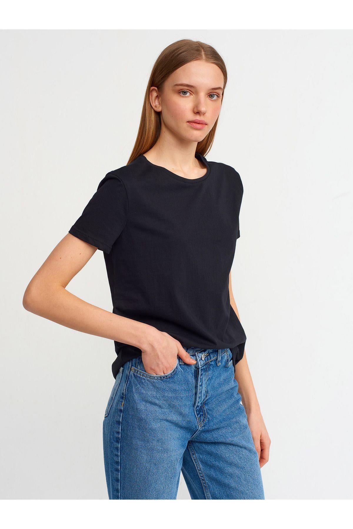 3471-bisiklet-yaka-basic-t-shirt-siyah-3-aba4.jpg