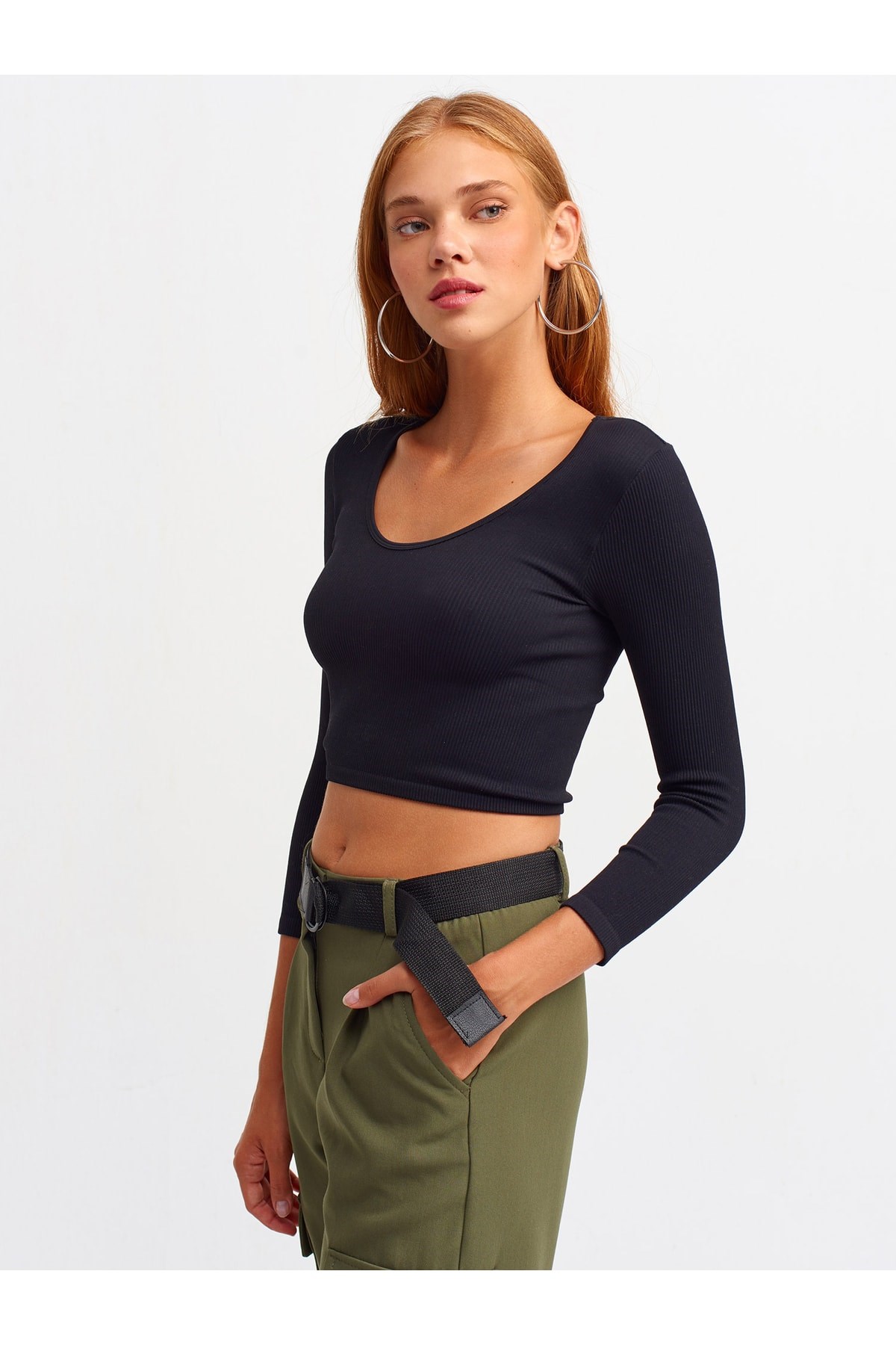 3529-havuz-yaka-uzun-kollu-crop-top-si-f0517a.jpg