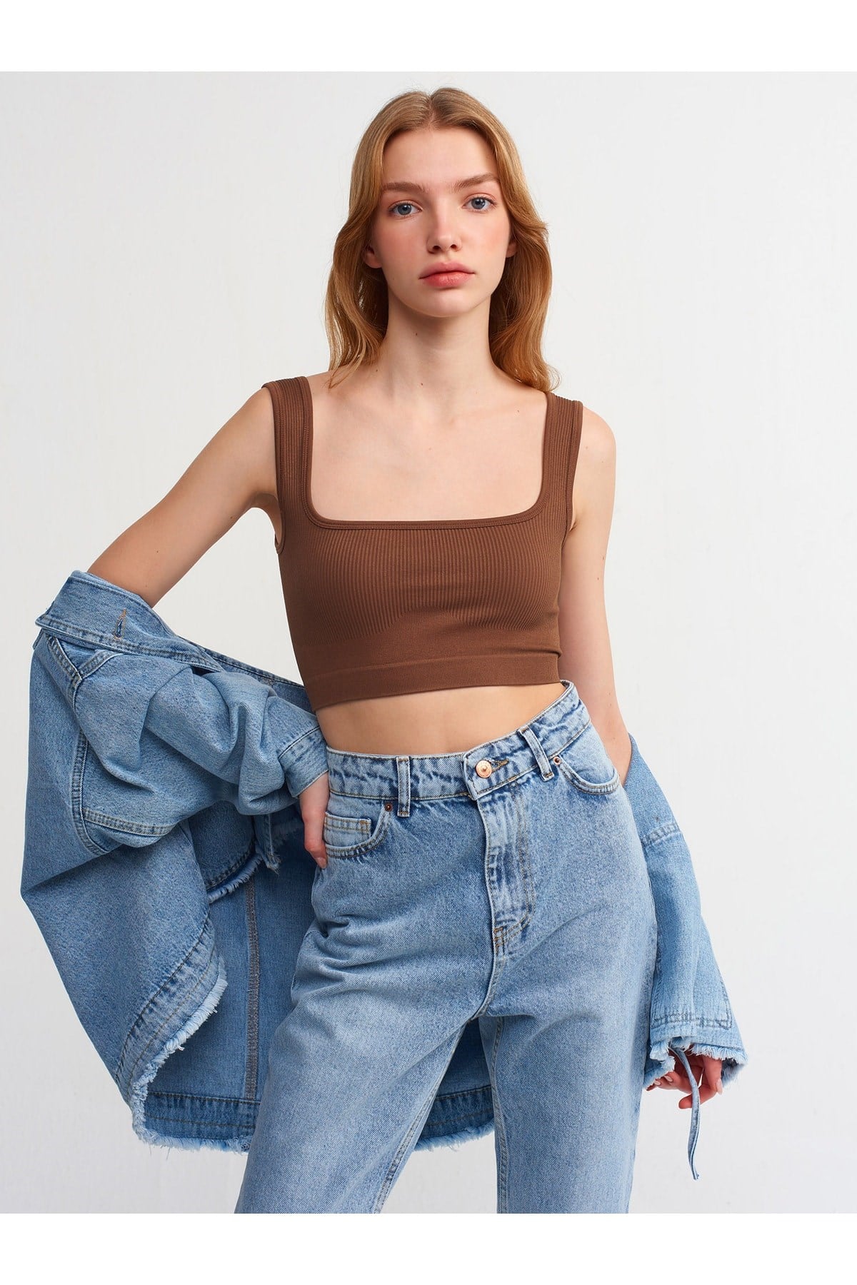 3540-askili-crop-top-kahve-6c5b05.jpg
