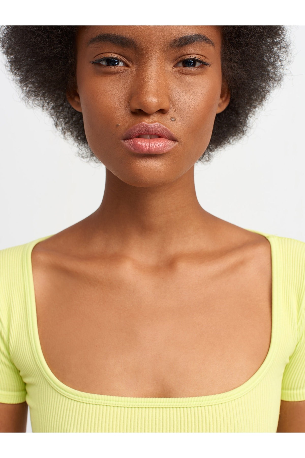 3666-u-yaka-kisa-kol-crop-top-lime-64-40b.jpg