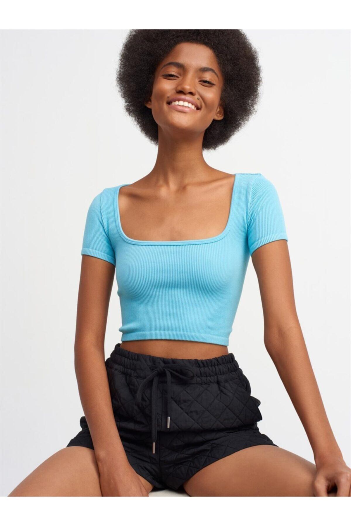 3666-u-yaka-kisa-kol-crop-top-turkuaz-3c-b62.jpg