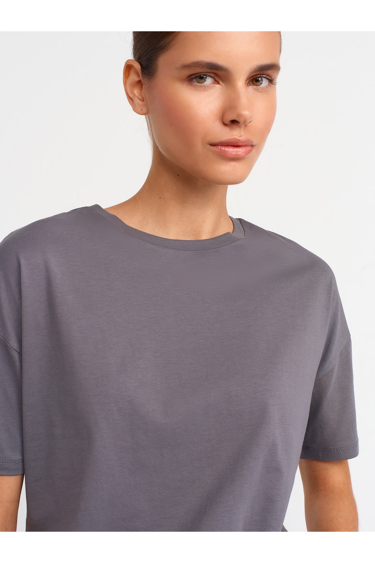 3683-basic-t-shirt-fume-2-04ac.jpg