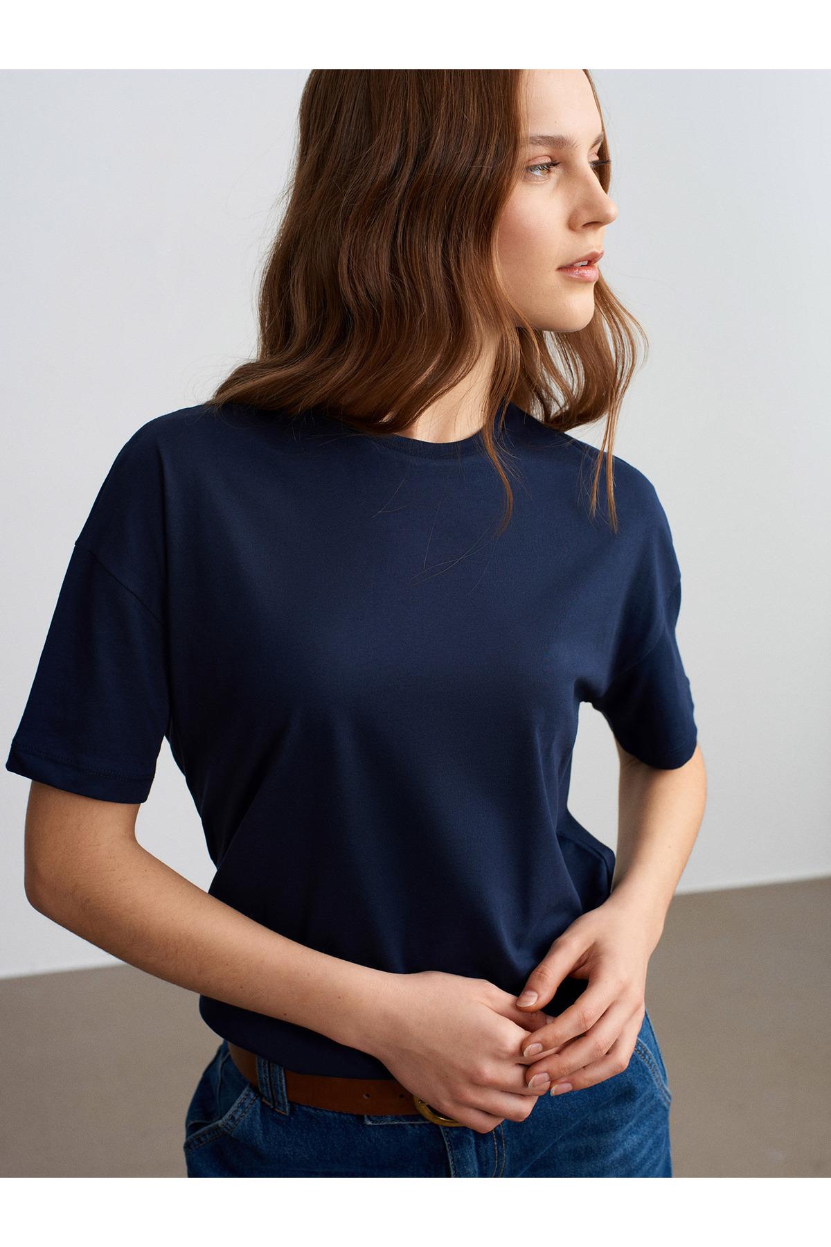 3683-basic-t-shirt-k-2da111.jpg