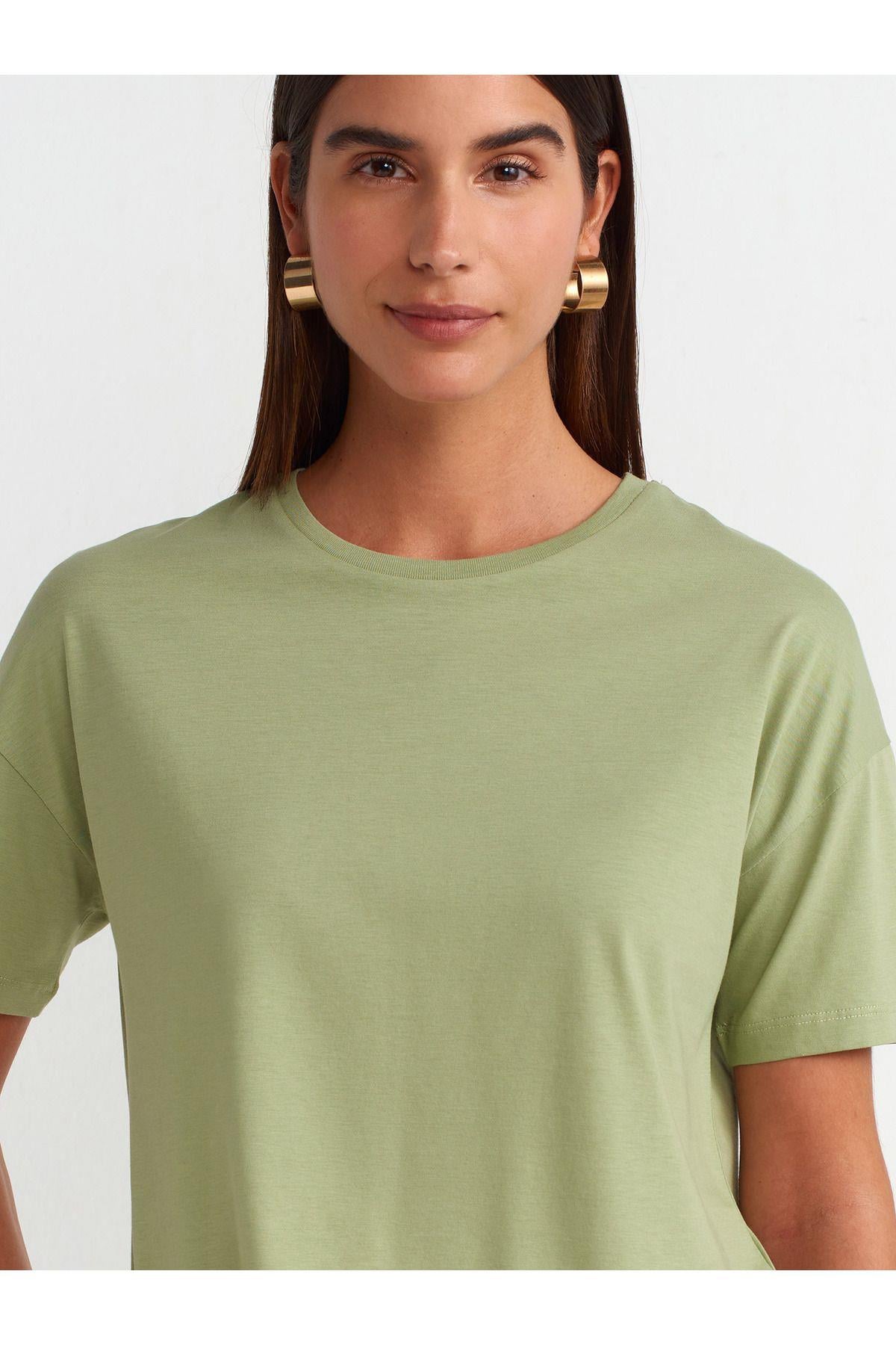 3683-bisiklet-yaka-basic-t-shirt-acik--beb3-4.jpg