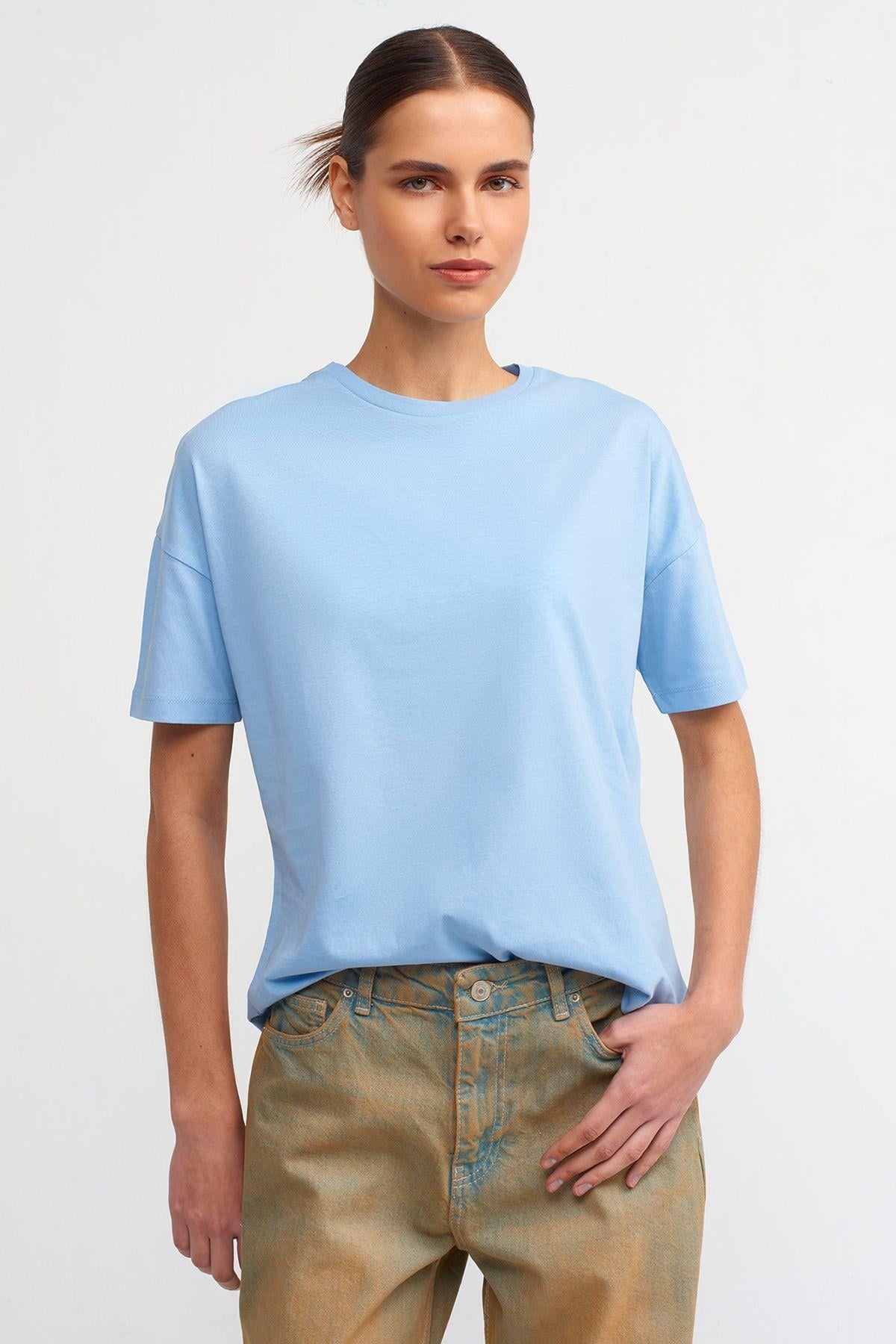 3683-bisiklet-yaka-basic-t-shirt-mavi-1-80d9.jpg