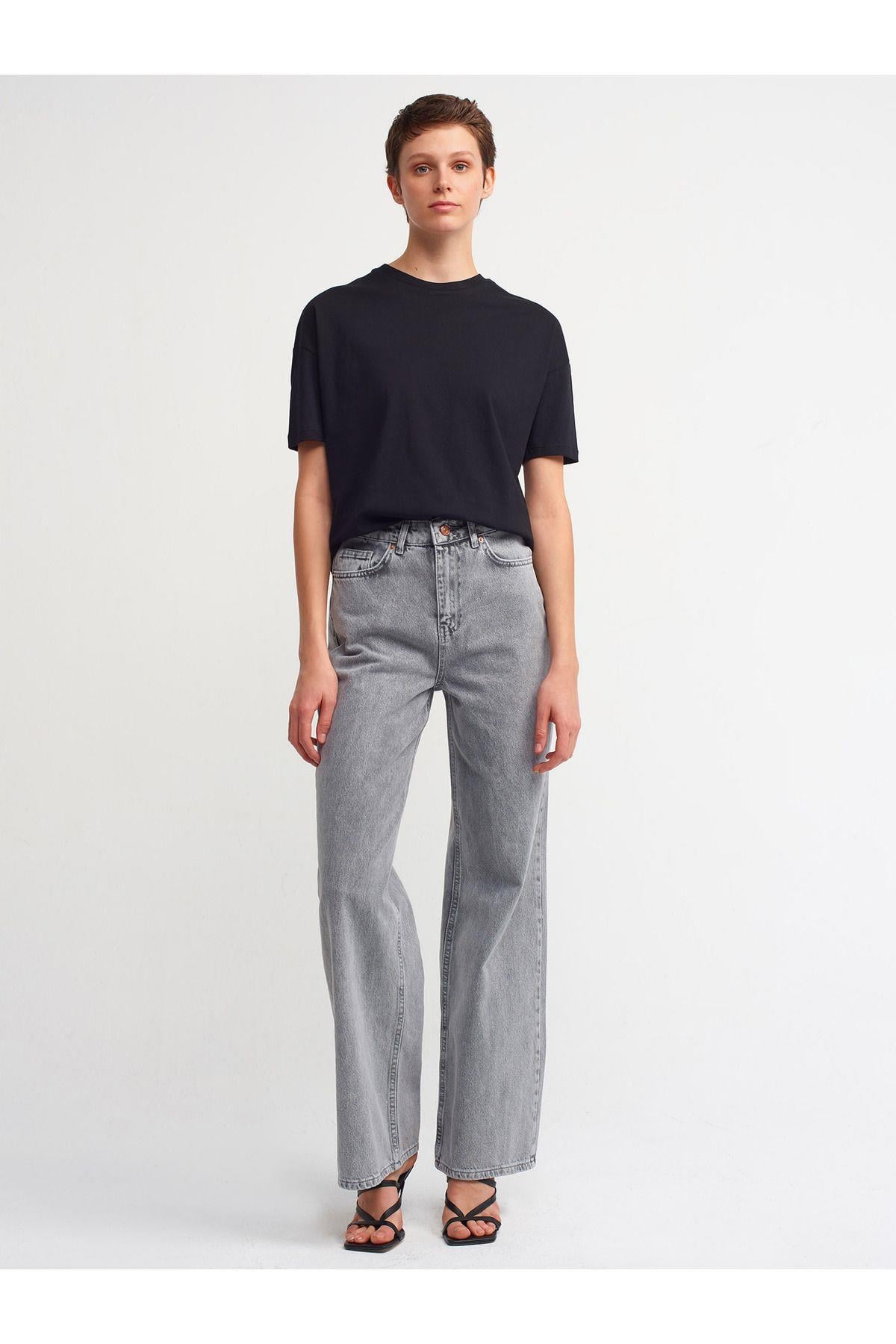 3683-bisiklet-yaka-basic-t-shirt-siyah-61a94b.jpg