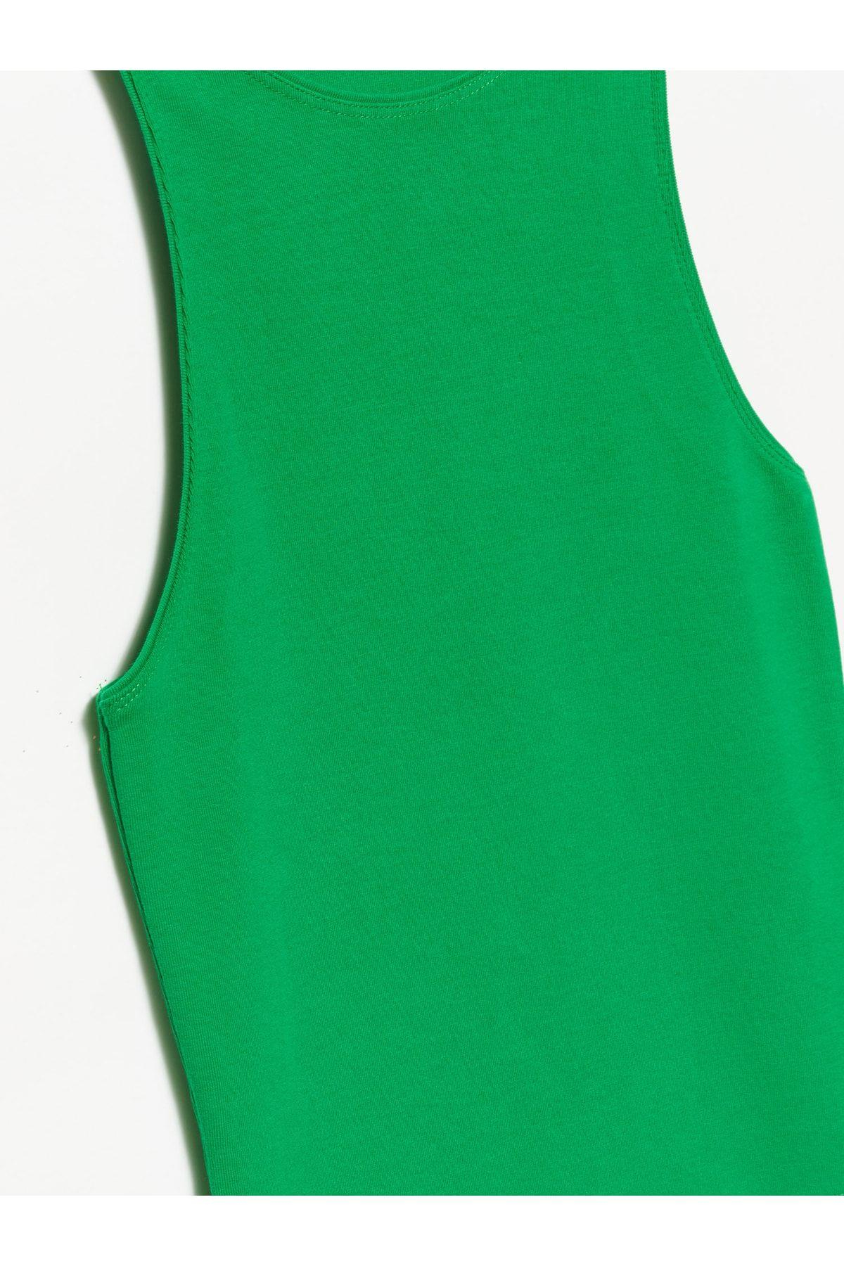 3694-halter-yaka-tshirt-yesil-bfc-a7.jpg