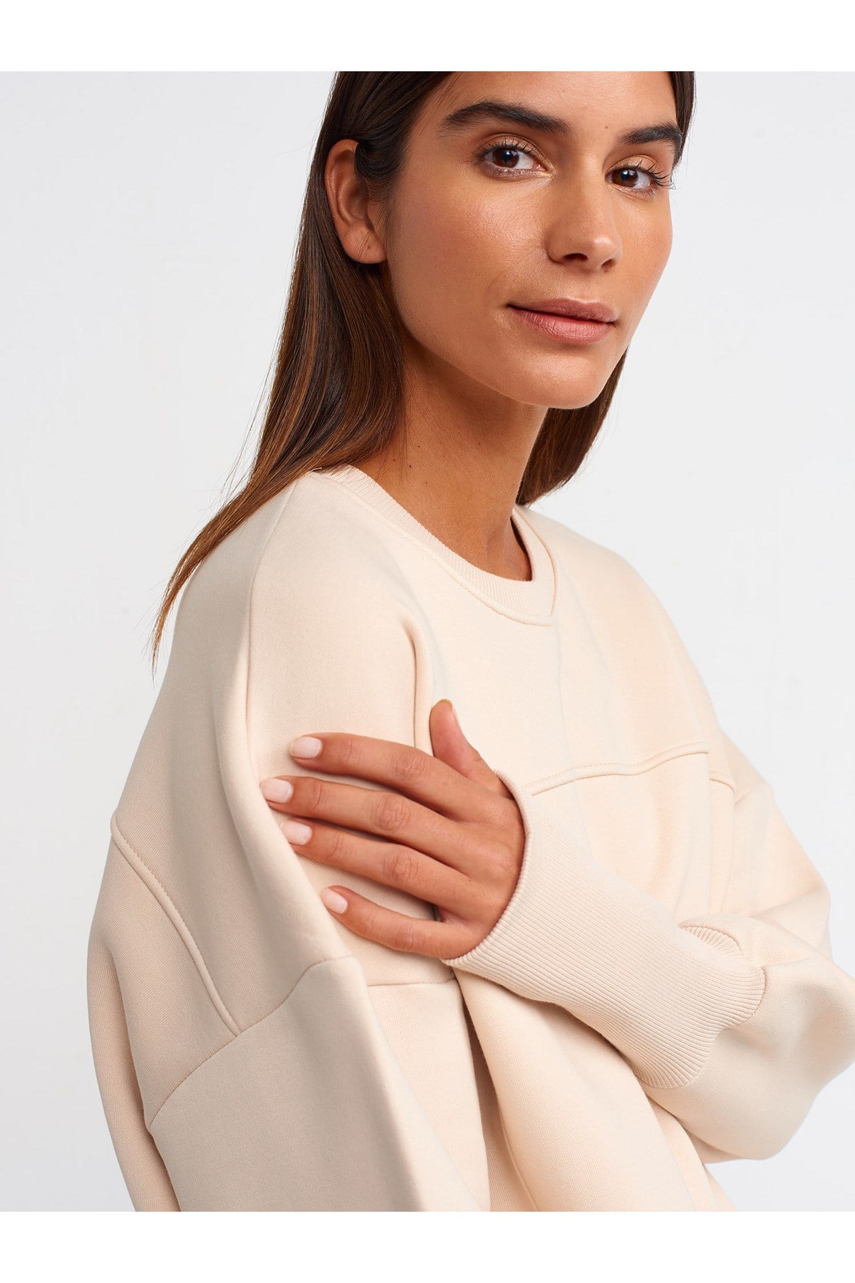 40111-oversize-sweatshirt-bej-9d-661.jpg