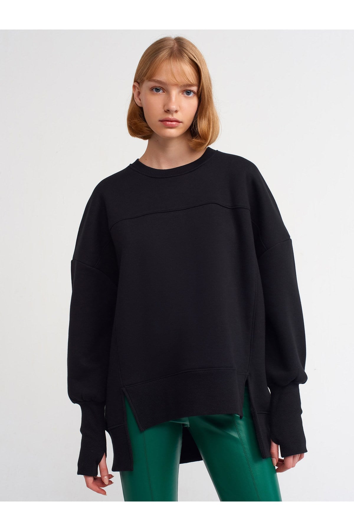 40111-oversize-sweatshirt-siyah-6050d0.jpg