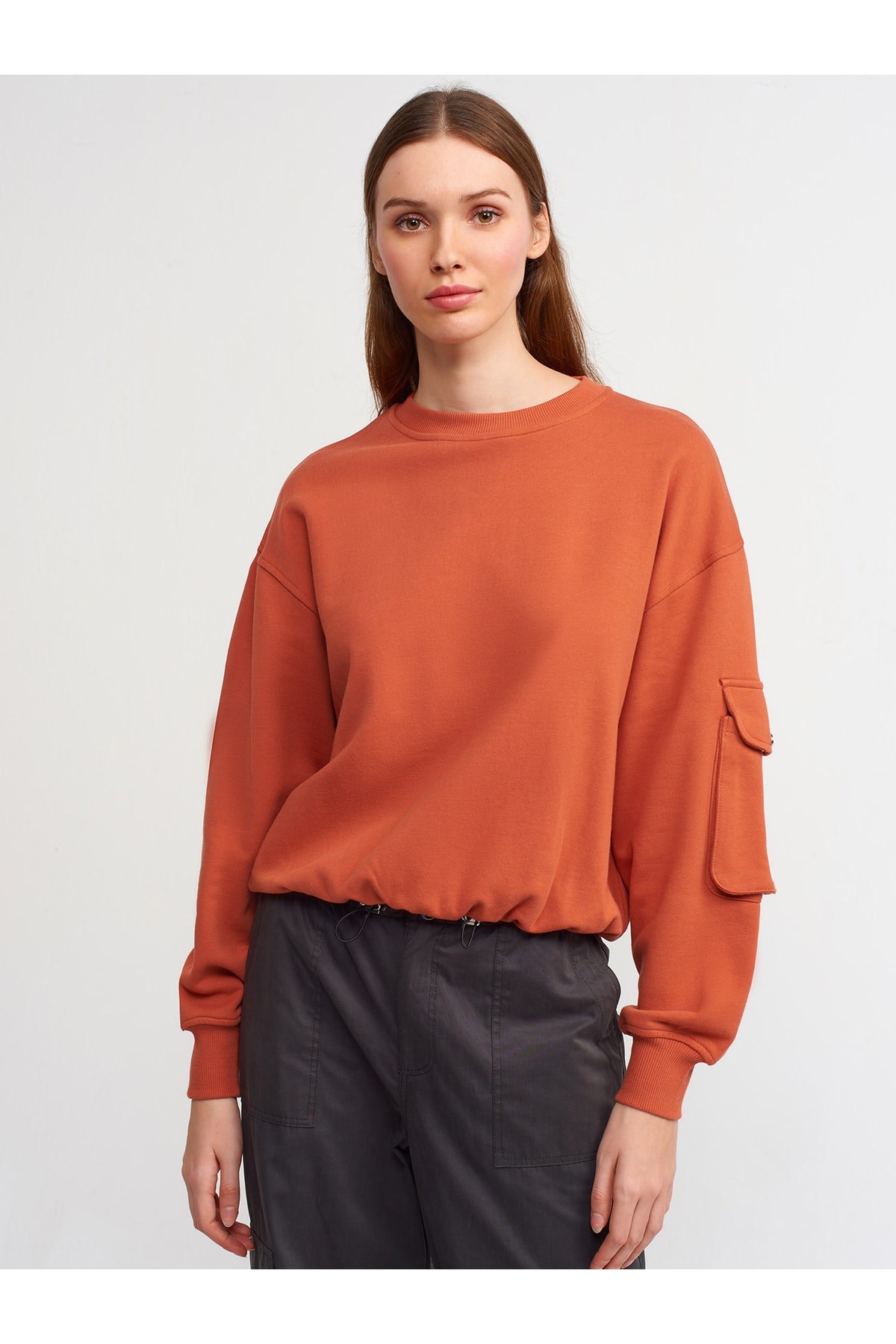40114-cep-detayli-sweatshirt-y-69-daf.jpg