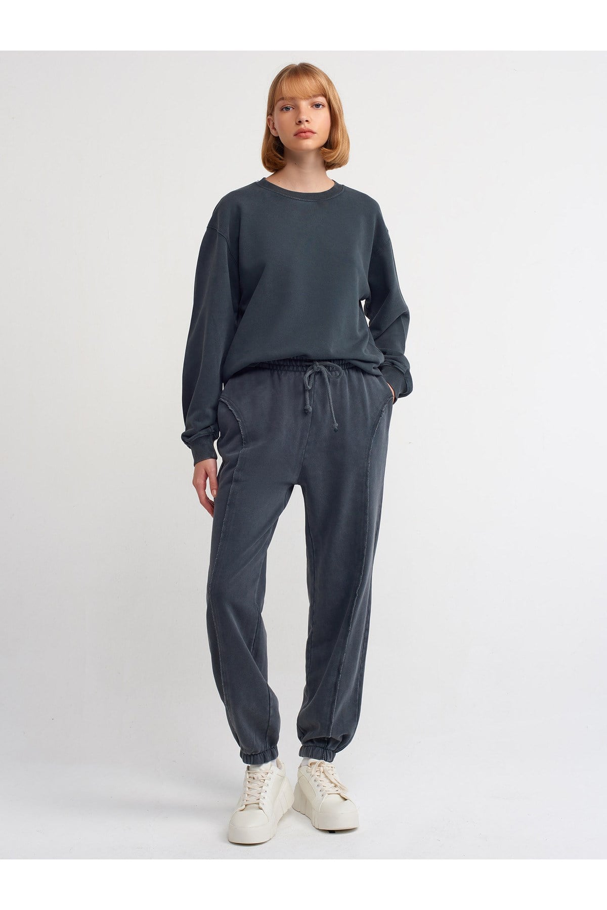 40144-bisiklet-yaka-sweatshirt-antrasi-478f-9.jpg