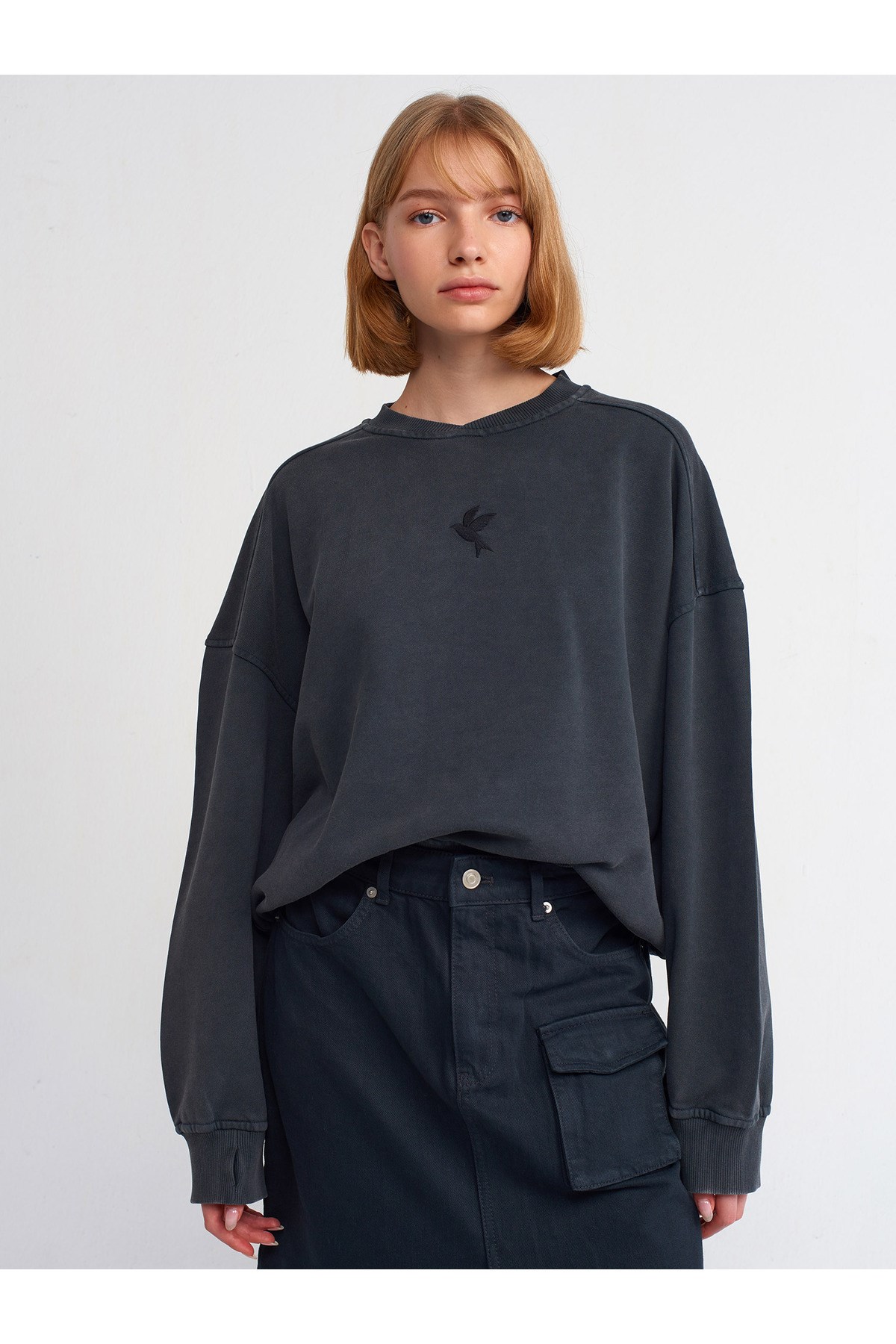 40149-yikama-efektli-sweatshirt-antras-275b58.jpg