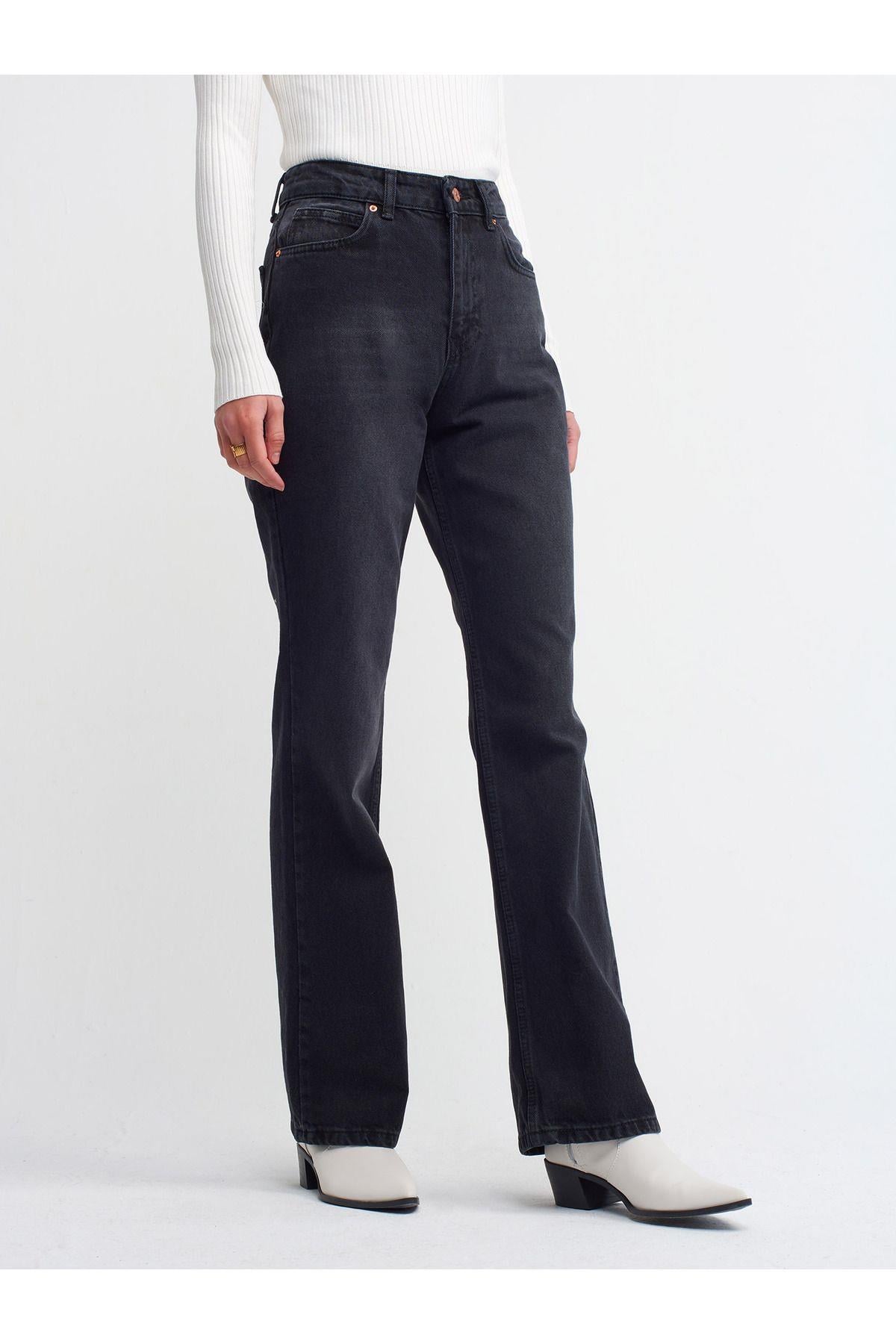 4480-eskitmeli-flare-pantolon-siyah--8b5c-.jpg