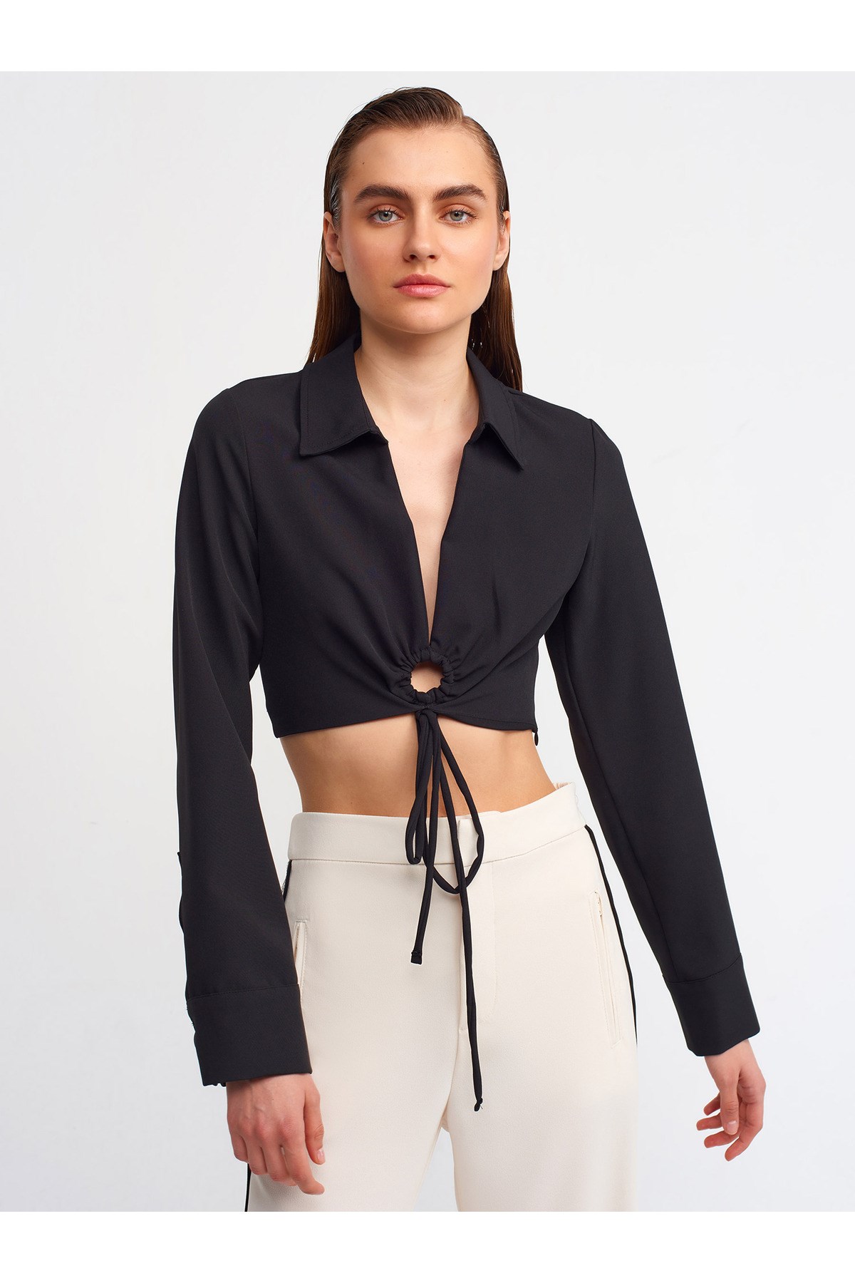 50117-halka-detayli-crop-gomlek-siyah--4cda7.jpg