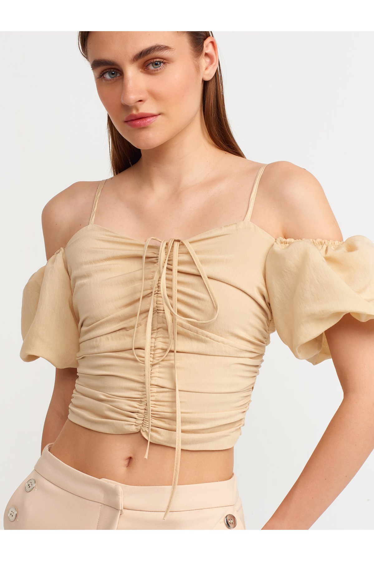 50154-balon-kollu-crop-top-bej--bfb5-.jpg