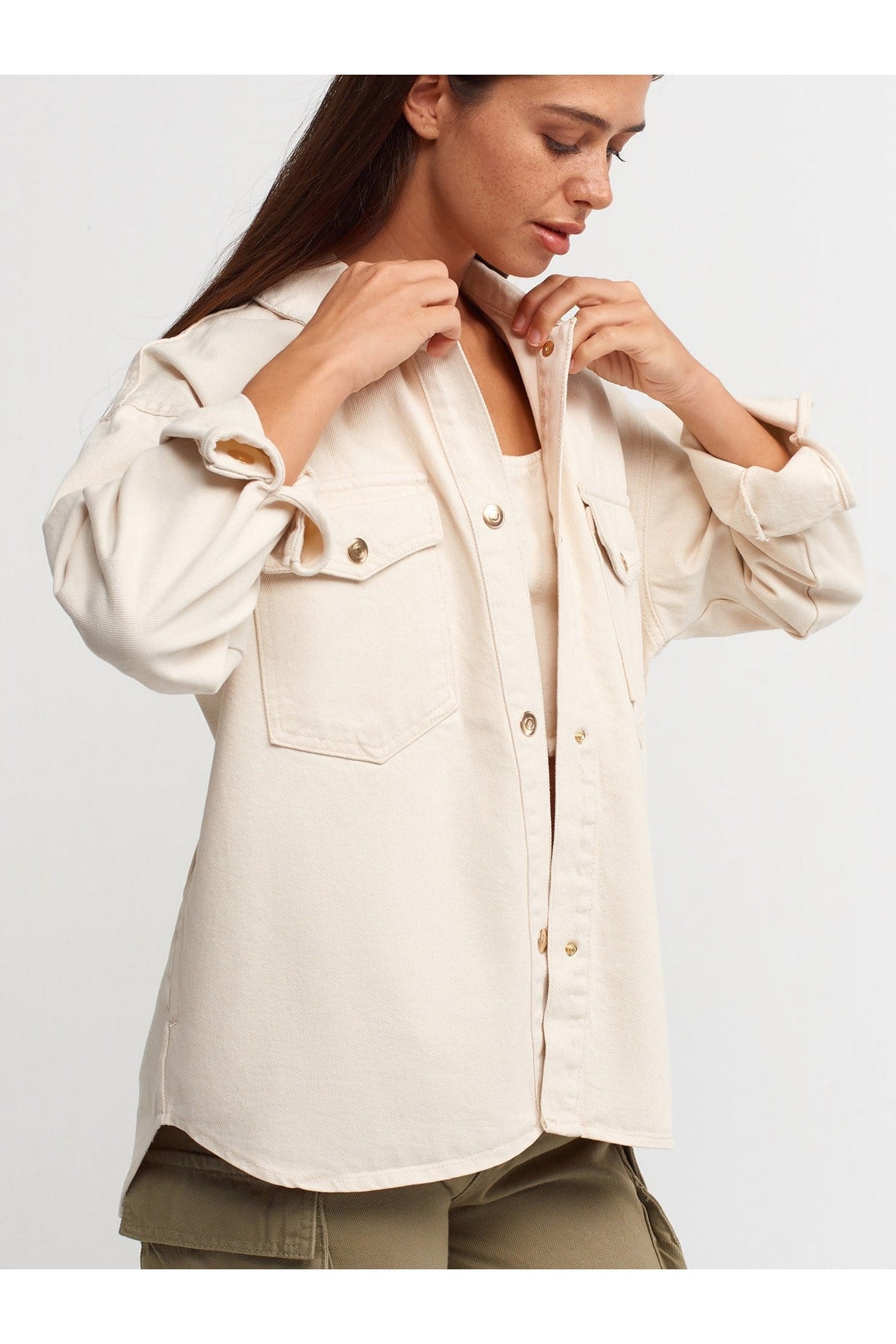 50701-gizli-cepli-oversize-denim-gomle-e0806e.jpg