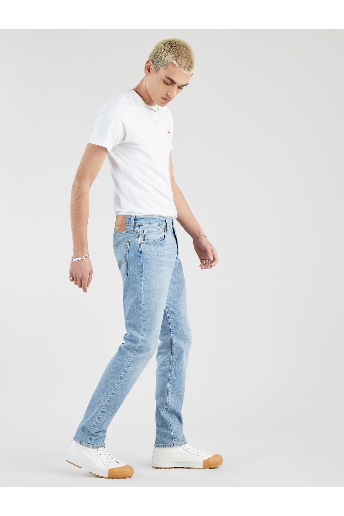 512-slim-taper-jean-tabor-pleazy-light-051-a3.jpg