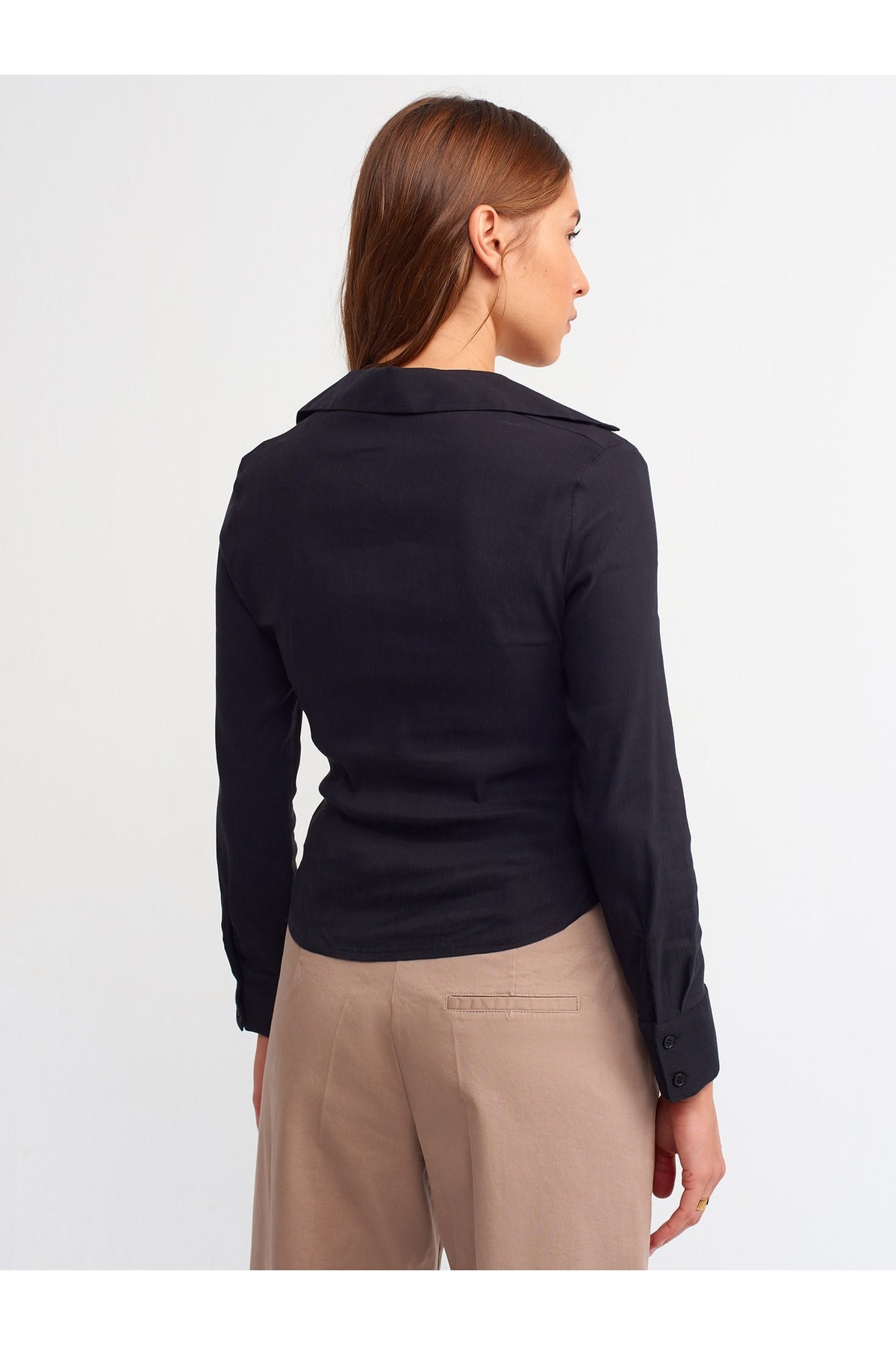 5691-buzgulu-fit-gomlek-siyah-49f-e1.jpg