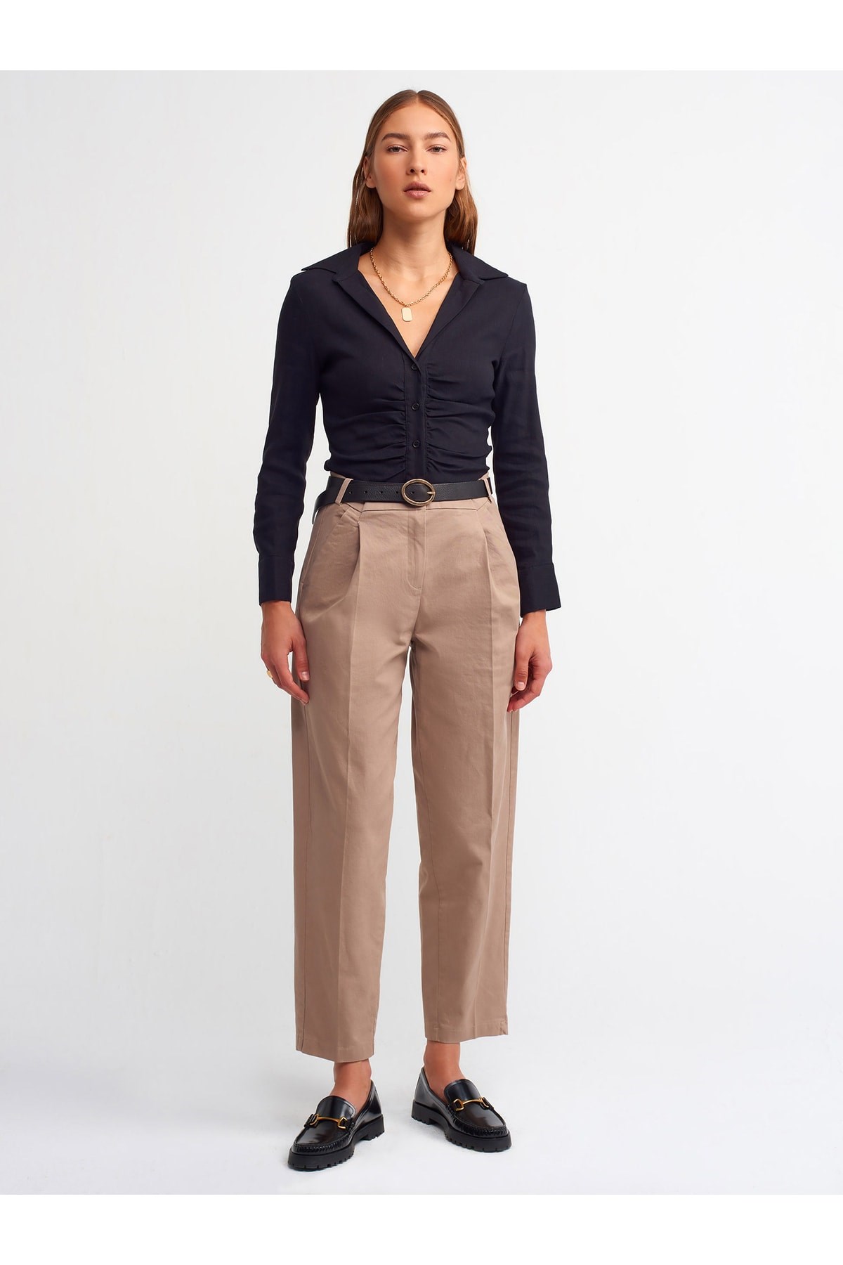 5691-buzgulu-fit-gomlek-siyah-565665.jpg