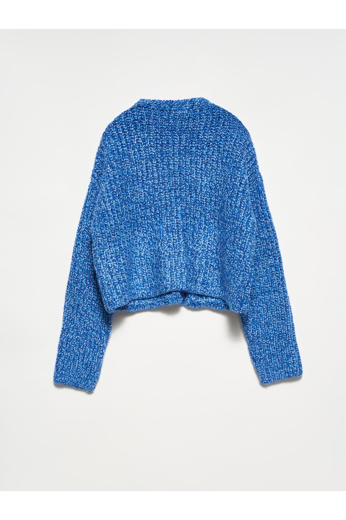 60141-v-yaka-crop-triko-hirka-saks-30470-.jpg