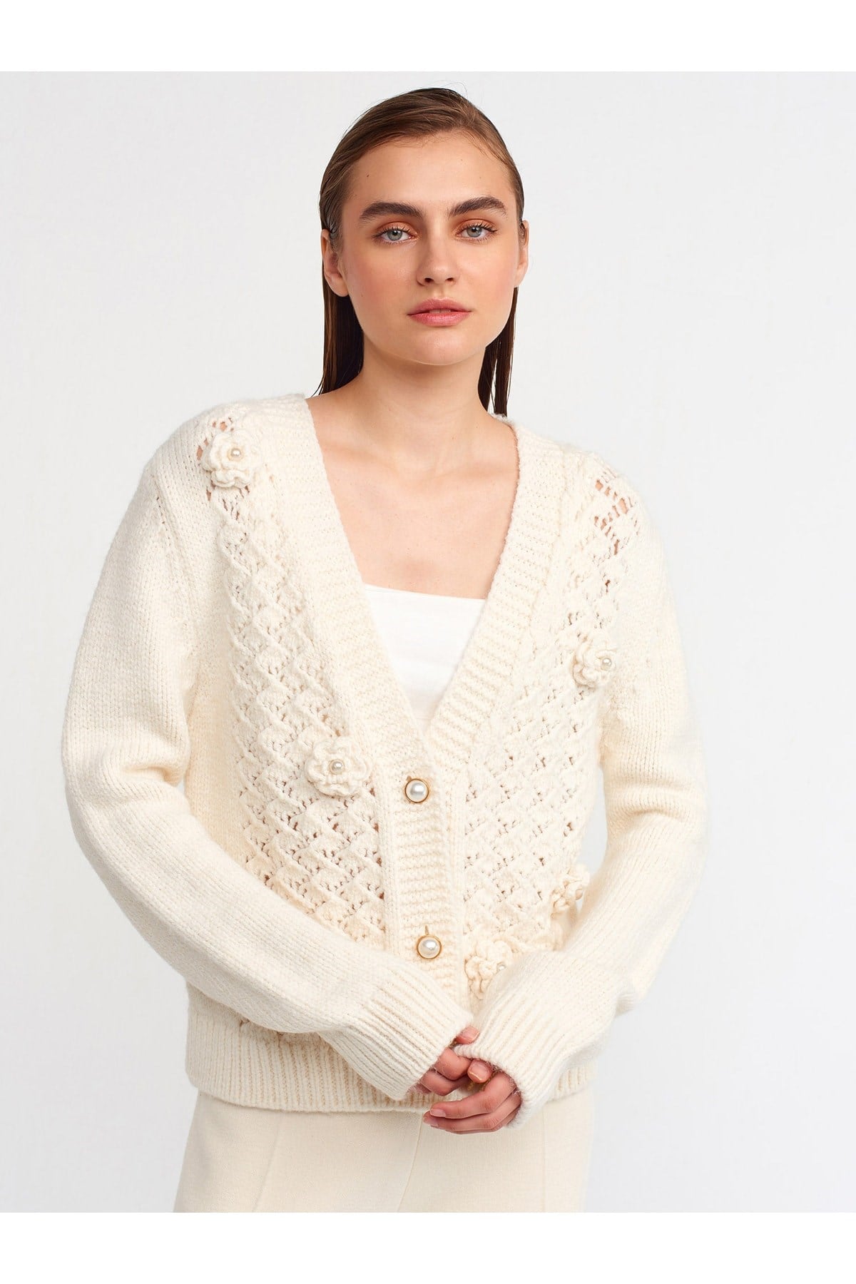 60168-v-yaka-triko-hirka-ekru-9-ca17.jpg