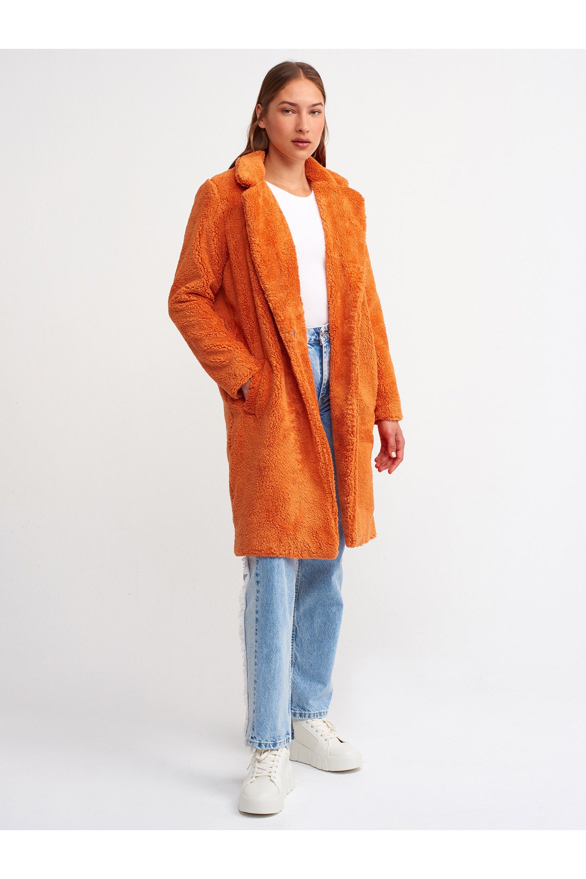 6760-pelus-kaban-oranj-4fa8cc.jpg
