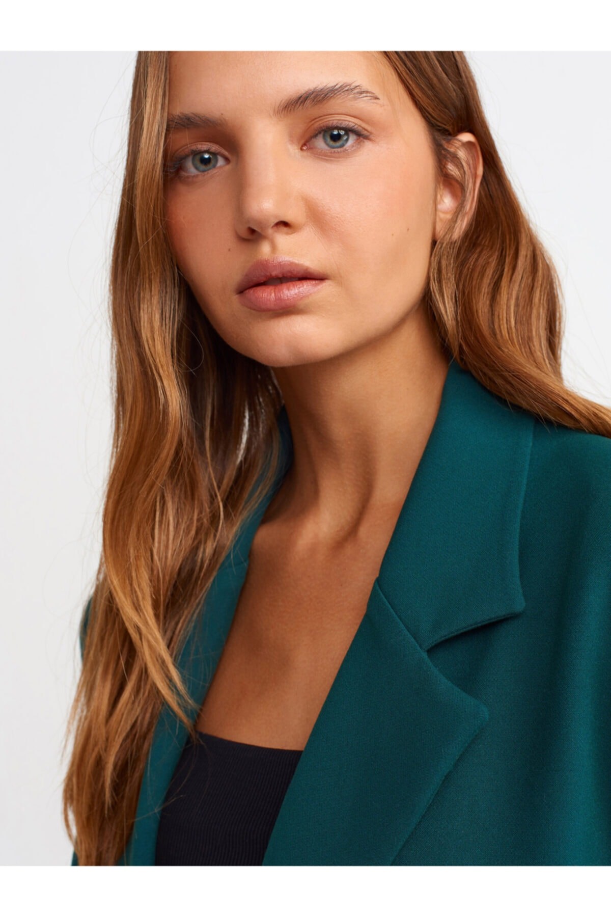 6936-oversize-blazer-ceket-zumrut-3ed2bc.jpg