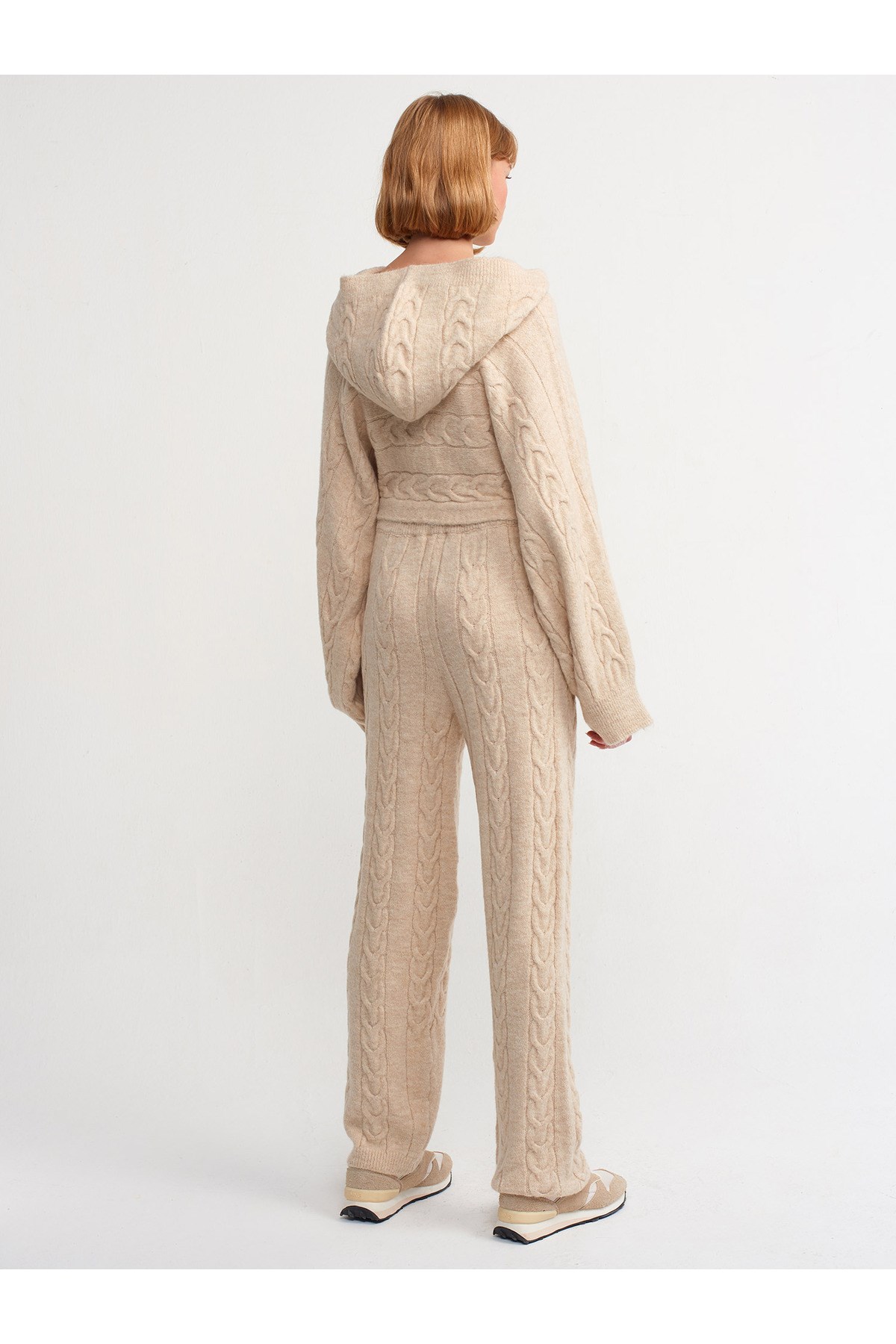 70158-sac-orgu-triko-pantolon-bej-5-6de7.jpg