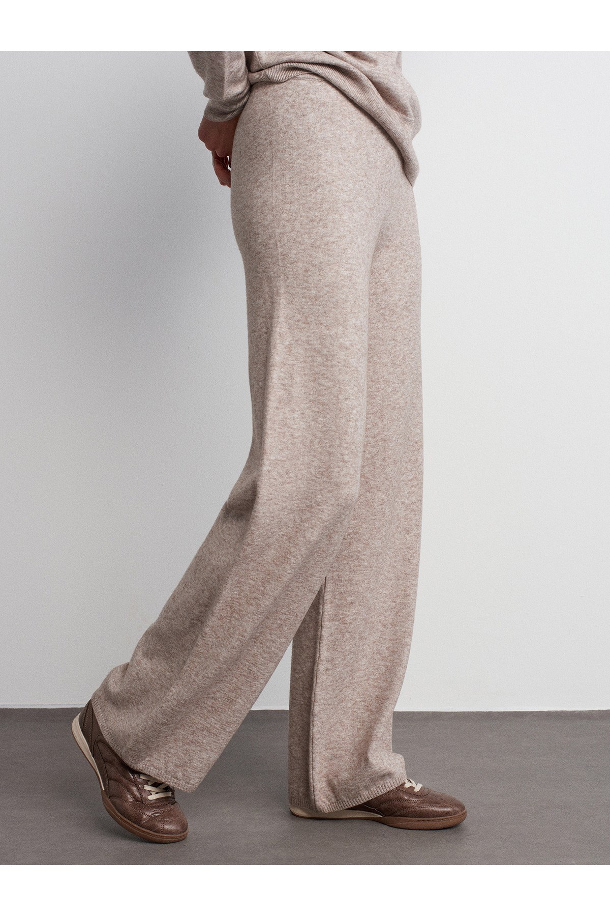 70163-beli-lastikli-triko-pantolon-viz-154-4e.jpg