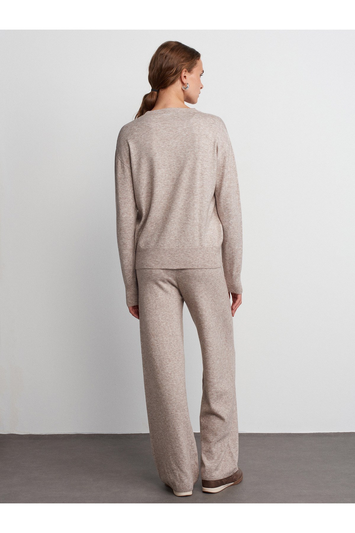 70163-beli-lastikli-triko-pantolon-viz-7-b4f9.jpg