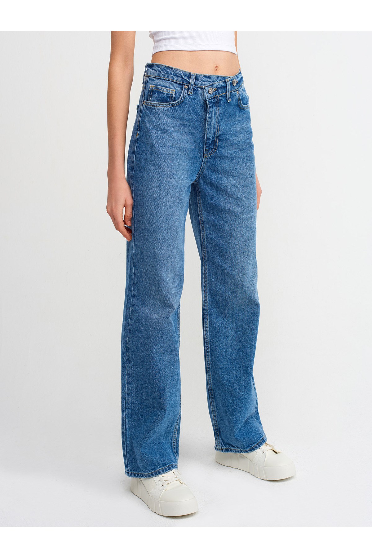 70229-asimetrik-wideleg-pantolon-mavi-575-90.jpg